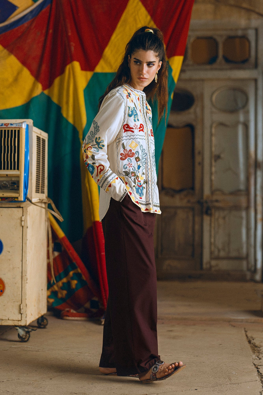 KURTI (S3E119/002/0516)
