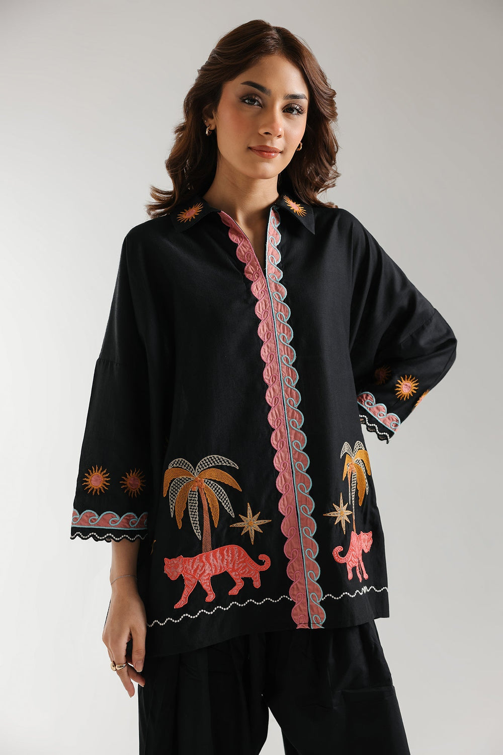 EMBROIDERED TOP (S3E6528/102/902)