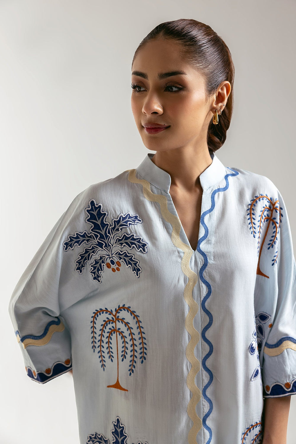 EMBROIDERED TOP (S3E6530/102/617)