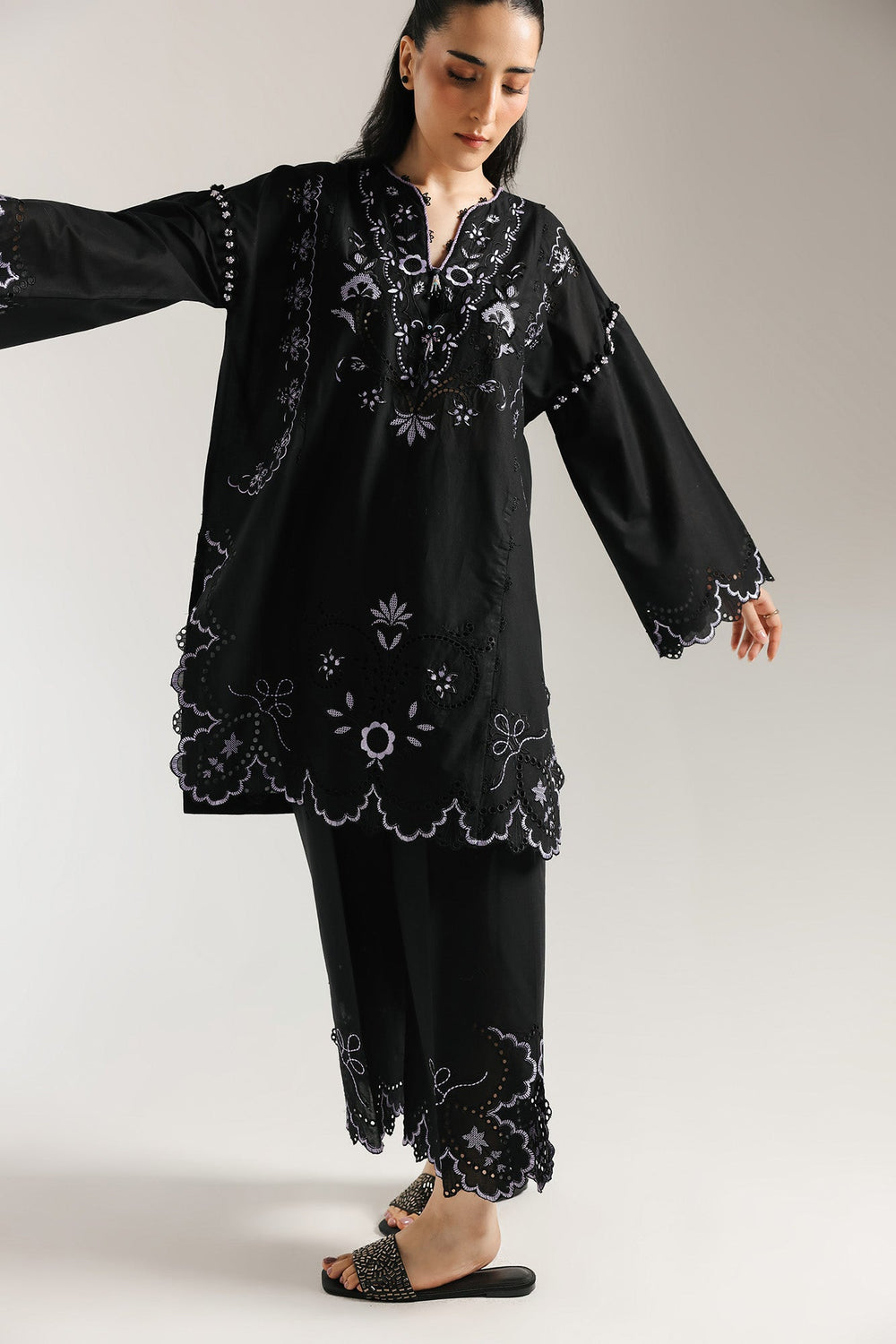 EMBROIDERED SUIT (S6E6316/102/902)