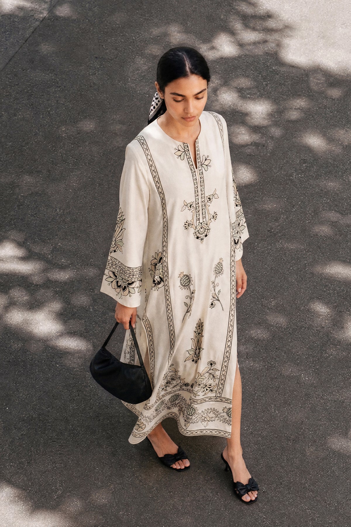 EMBROIDERED DRESS (E9411-102-005)