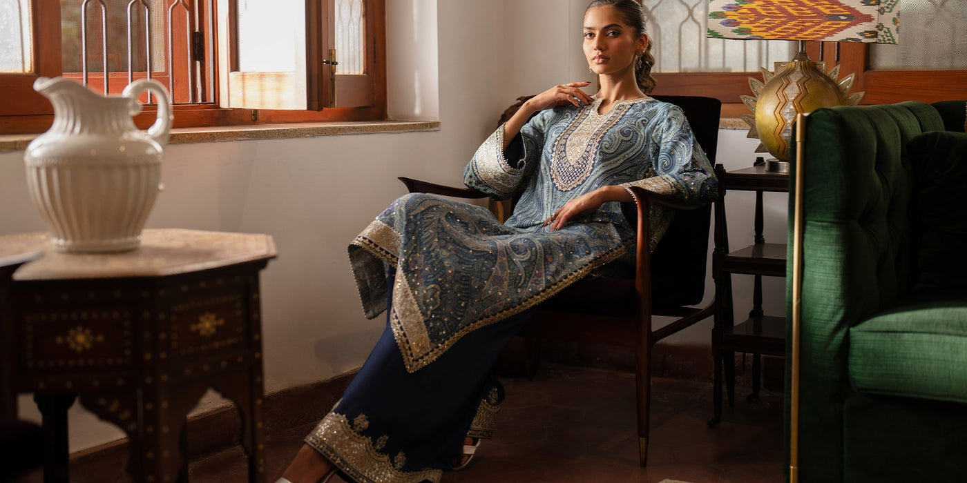 EMBROIDERED SUIT (E104/603/0803)