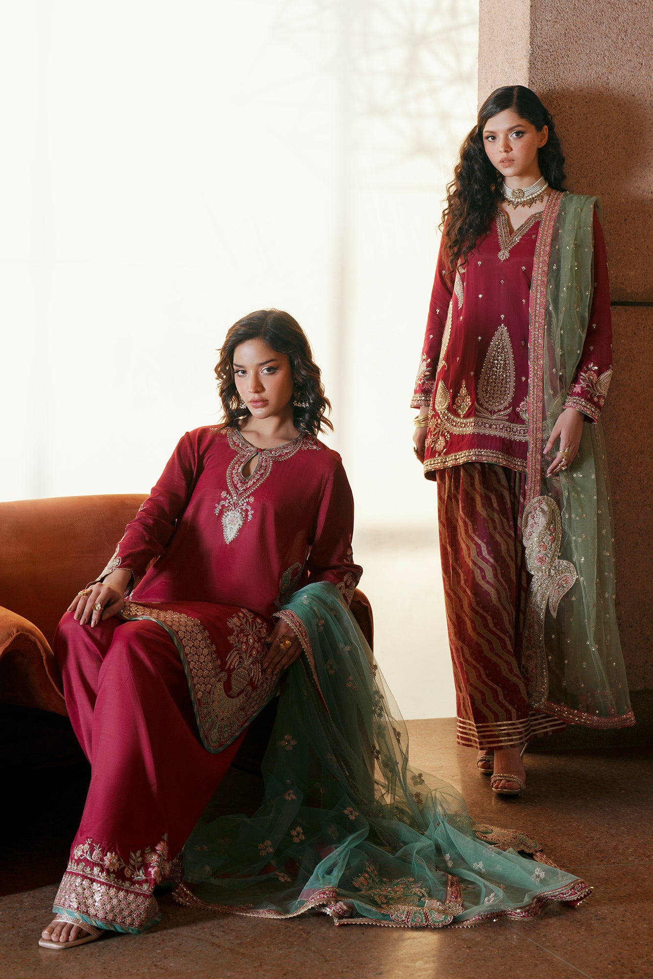 EMBROIDERED SUIT (E1030/104/416)