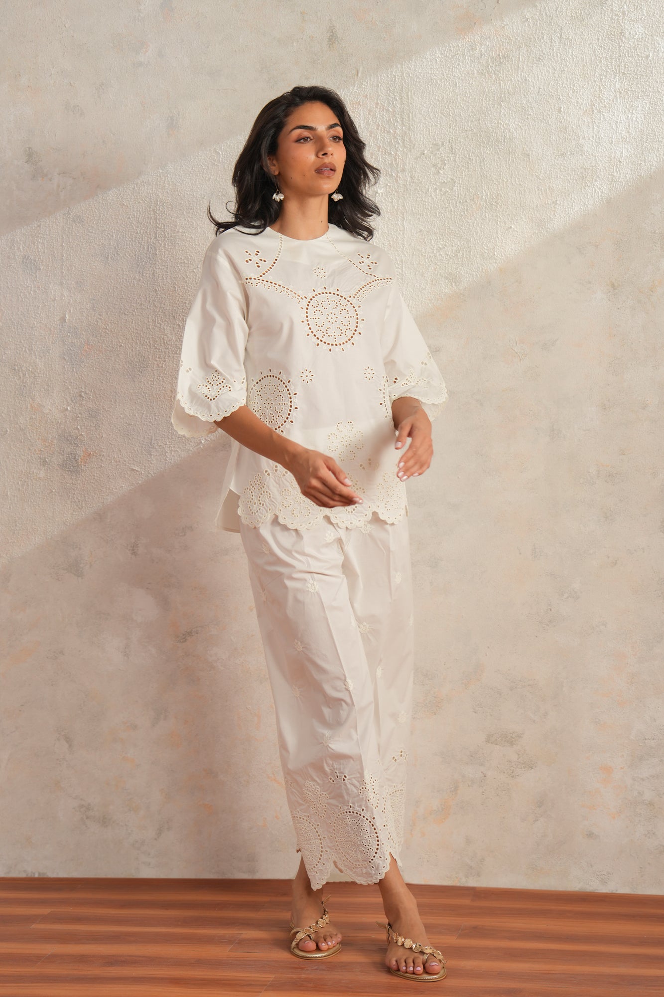 EMBROIDERED SUIT (E0788/106/001)