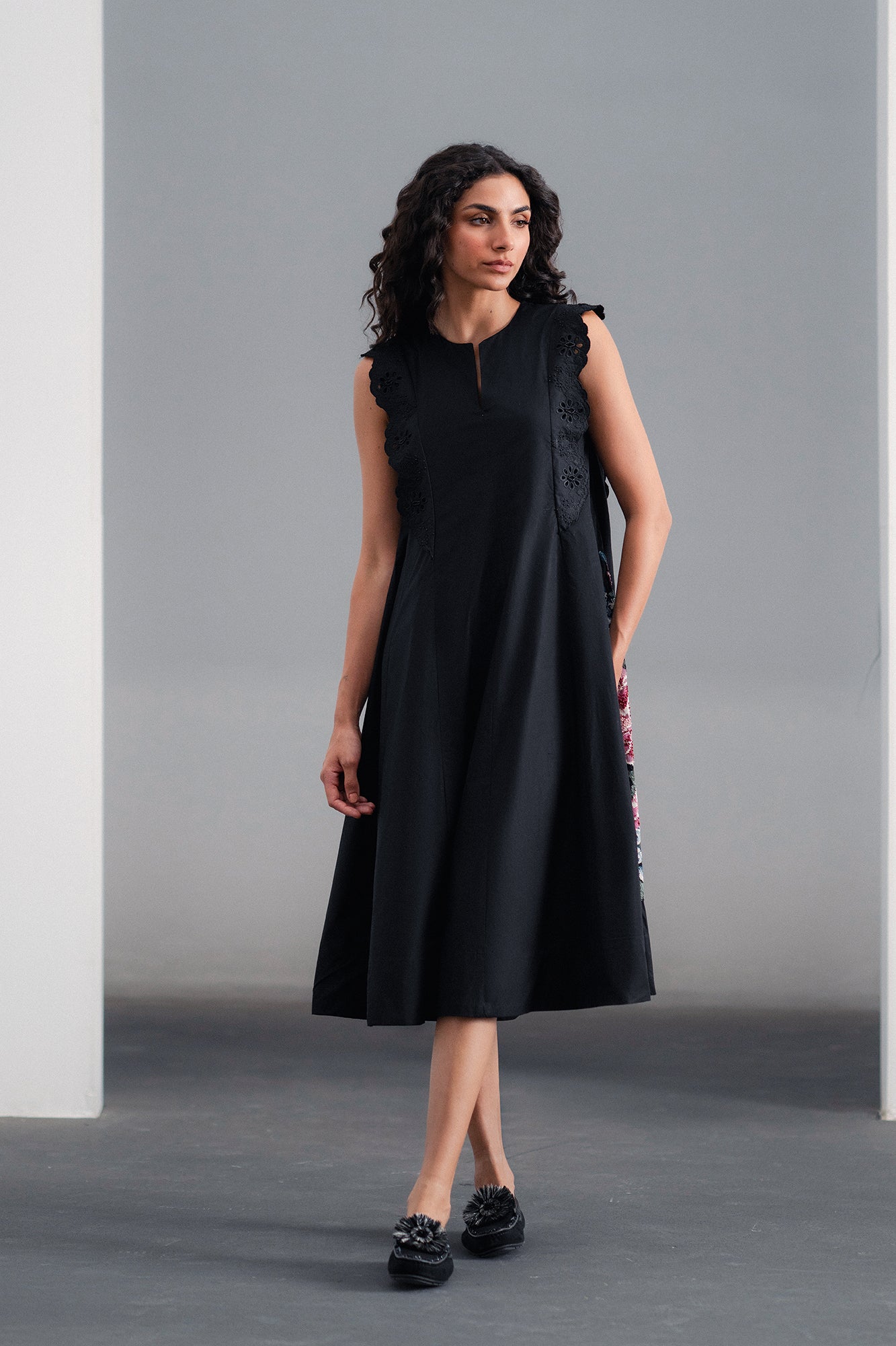 DRESS (E120/901/0029)
