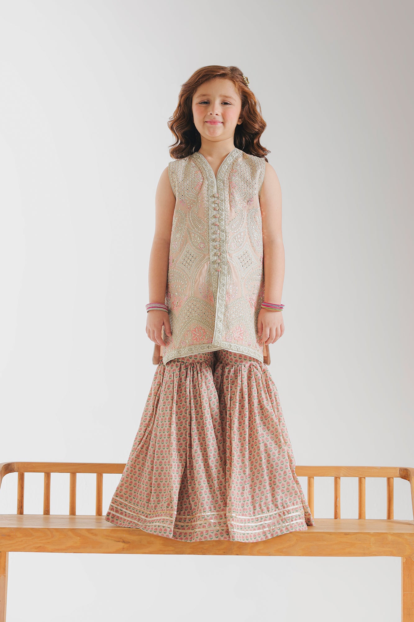 EMBROIDERED SUIT (E0254/415/327)