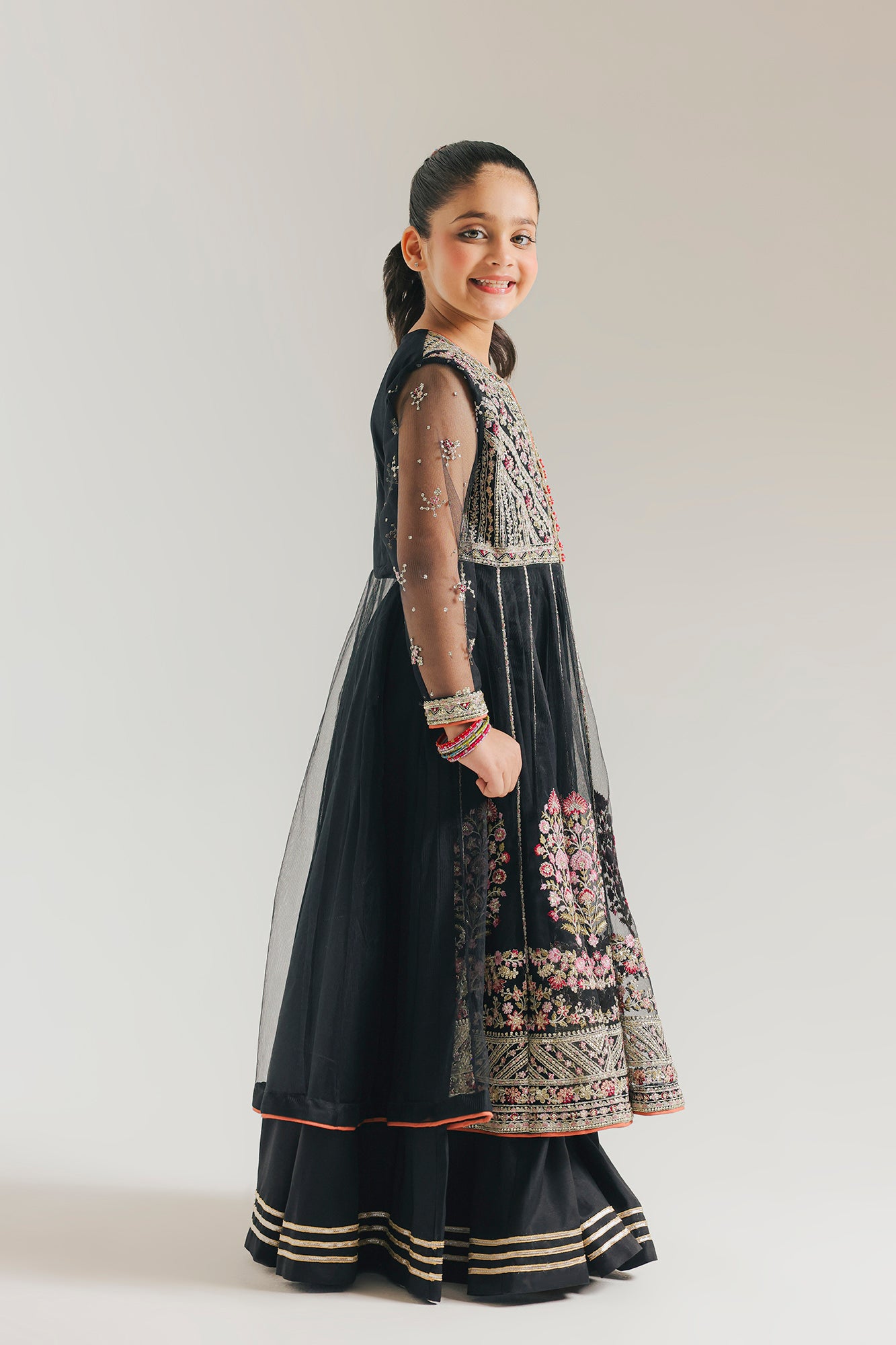 EMBROIDERED SUIT (E0261/415/902)