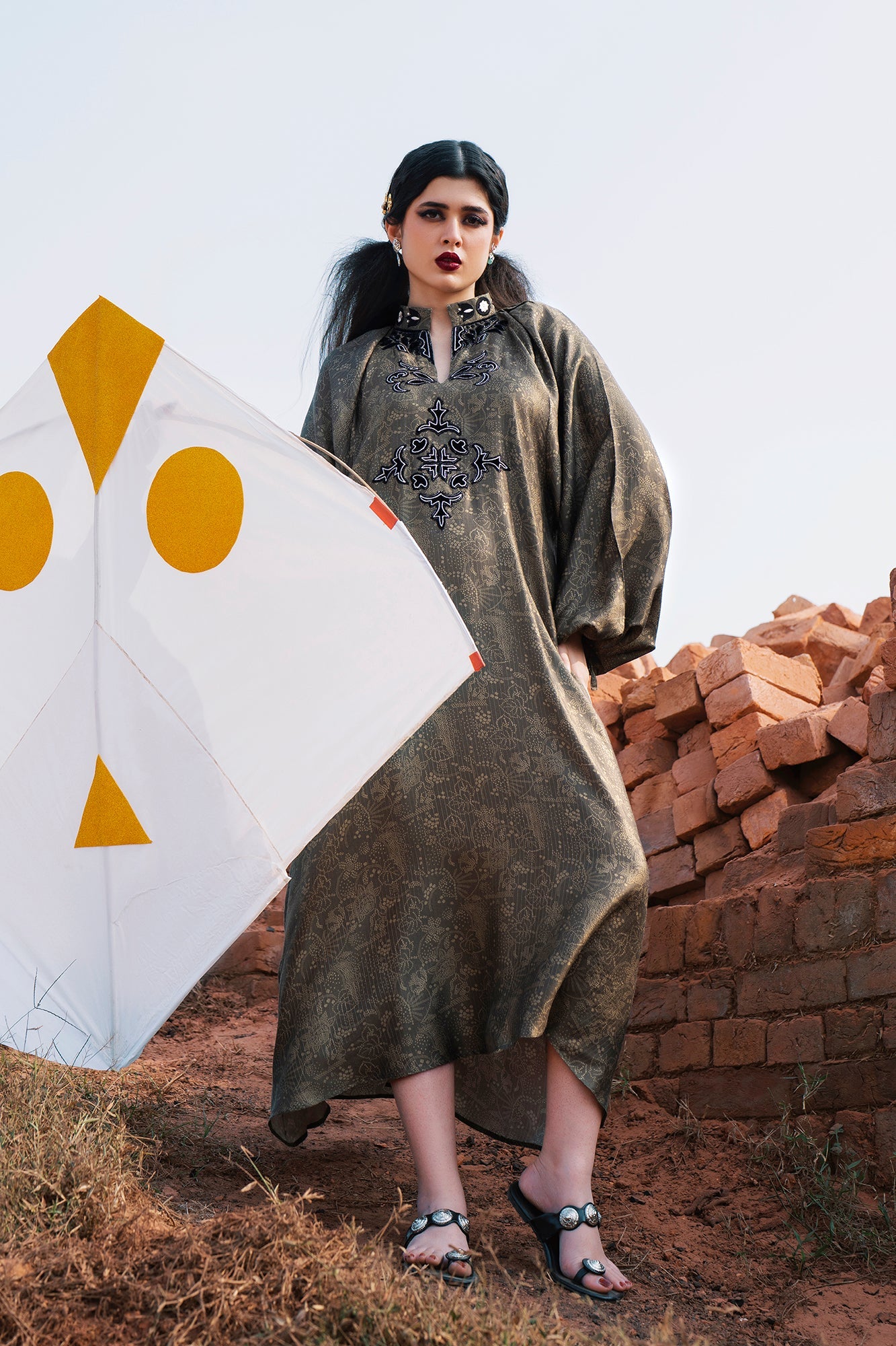 DRESS (E0617/119/707)