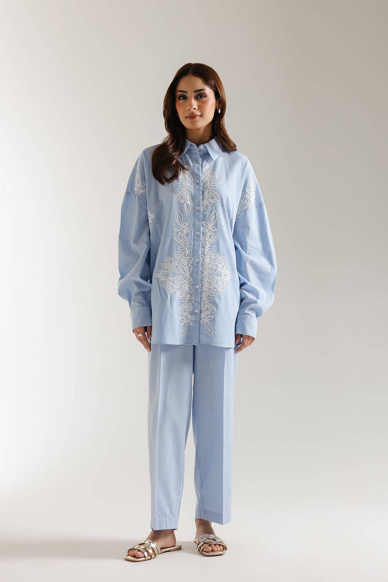 EMBROIDERED SUIT (E0624/106/630)
