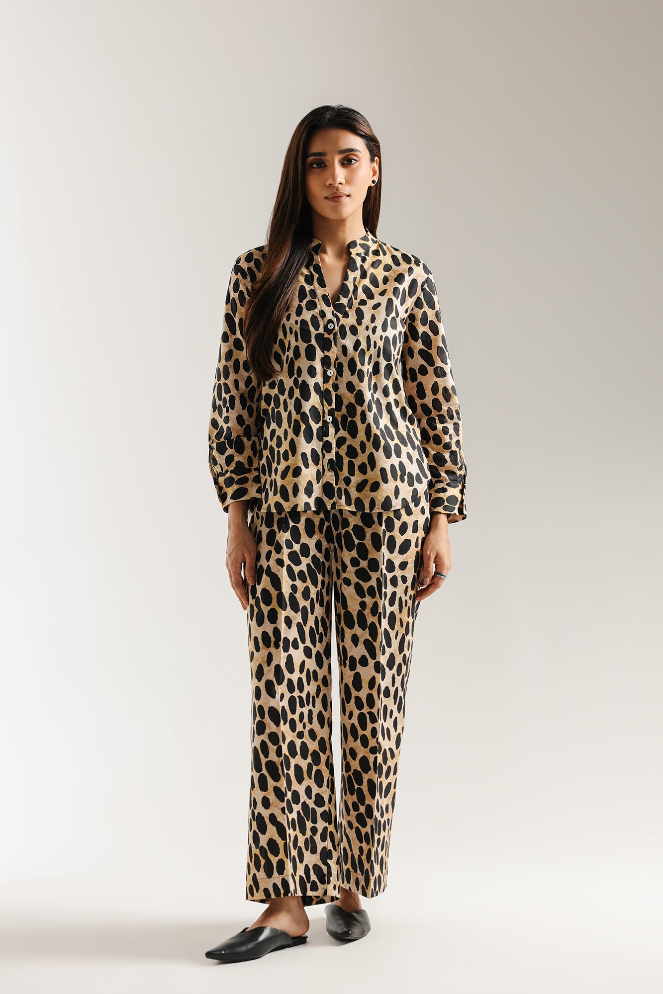 SOLID SUIT (E116/901/0666)