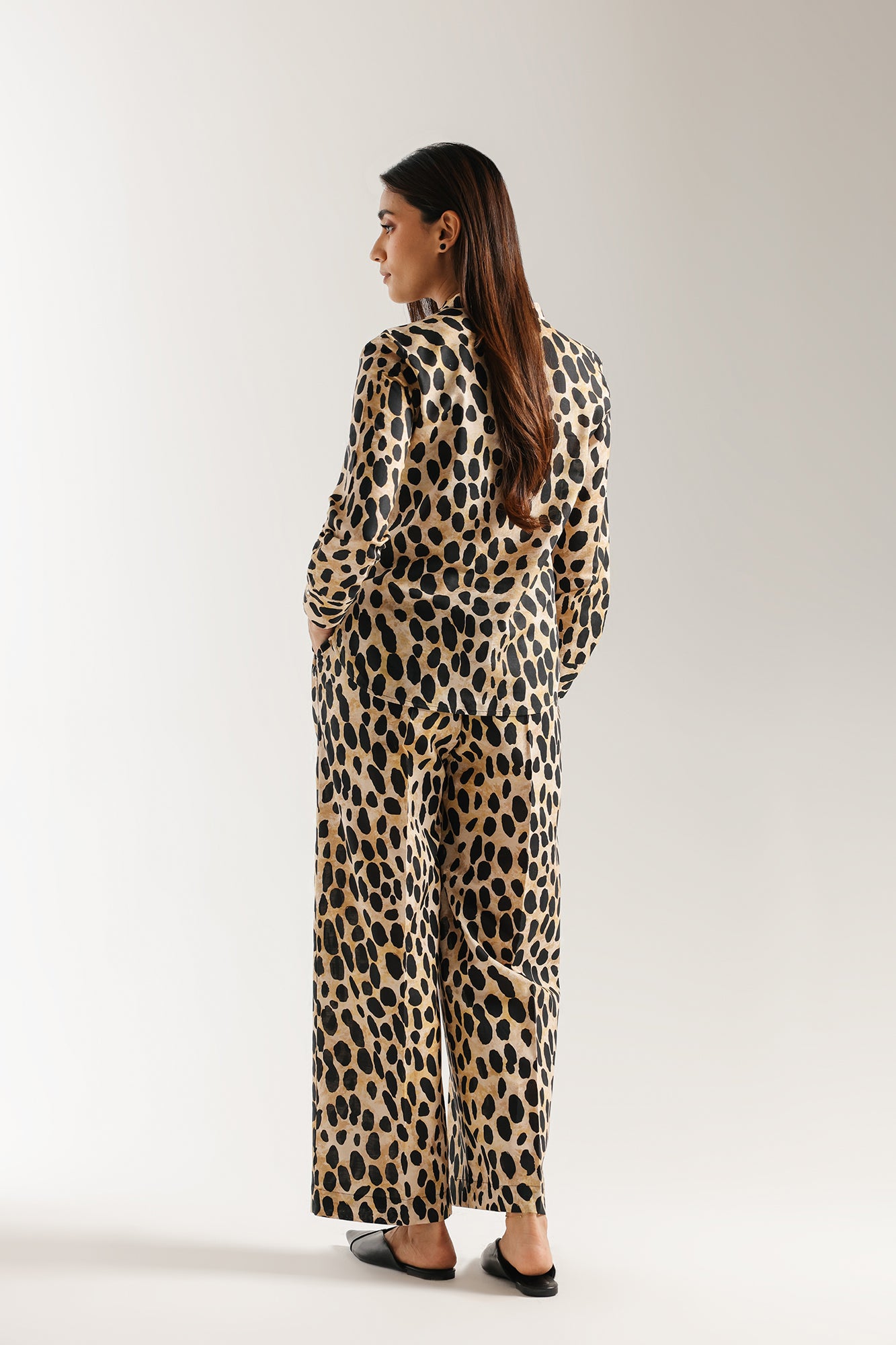 SOLID SUIT (E116/901/0666)