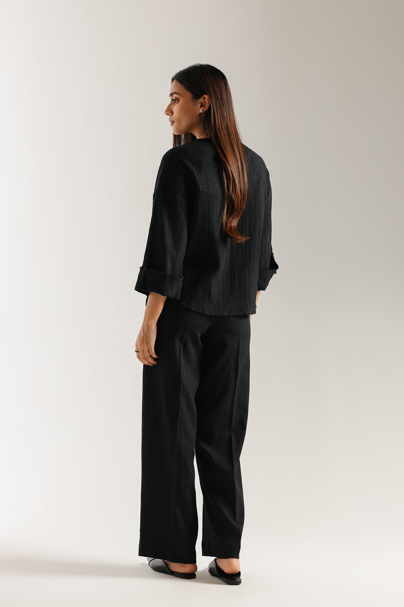 EMBROIDERED SUIT (E106/902/0667)