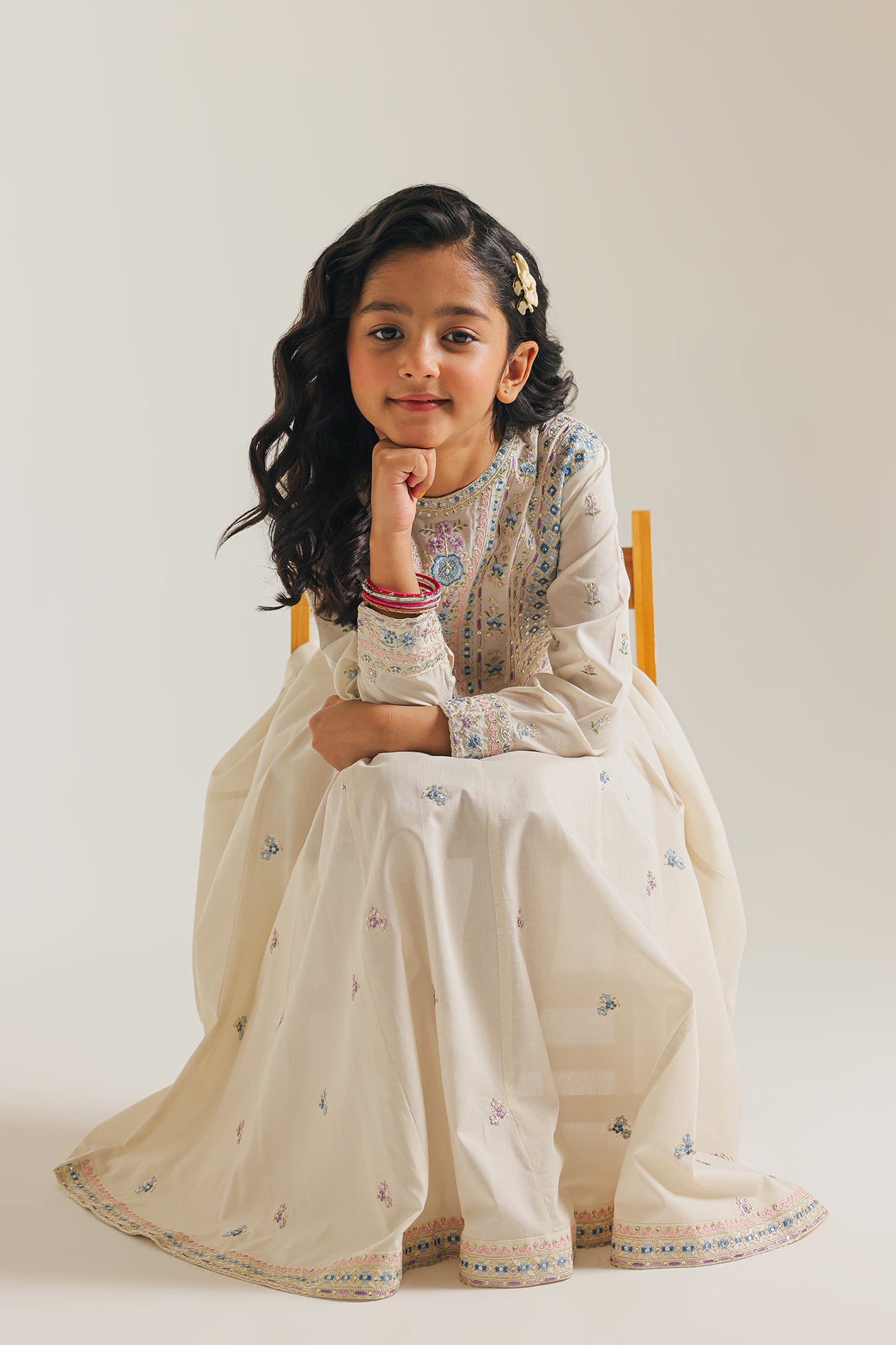 EMBROIDERED DRESS (E404/002/0722)