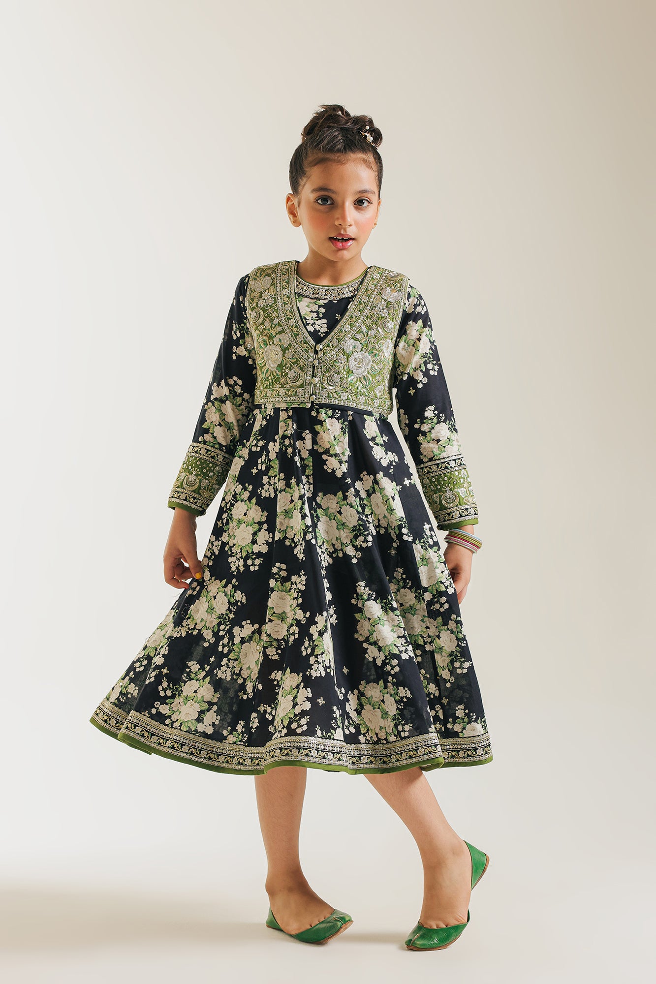 EMBROIDERED DRESS (E0730/404/902)