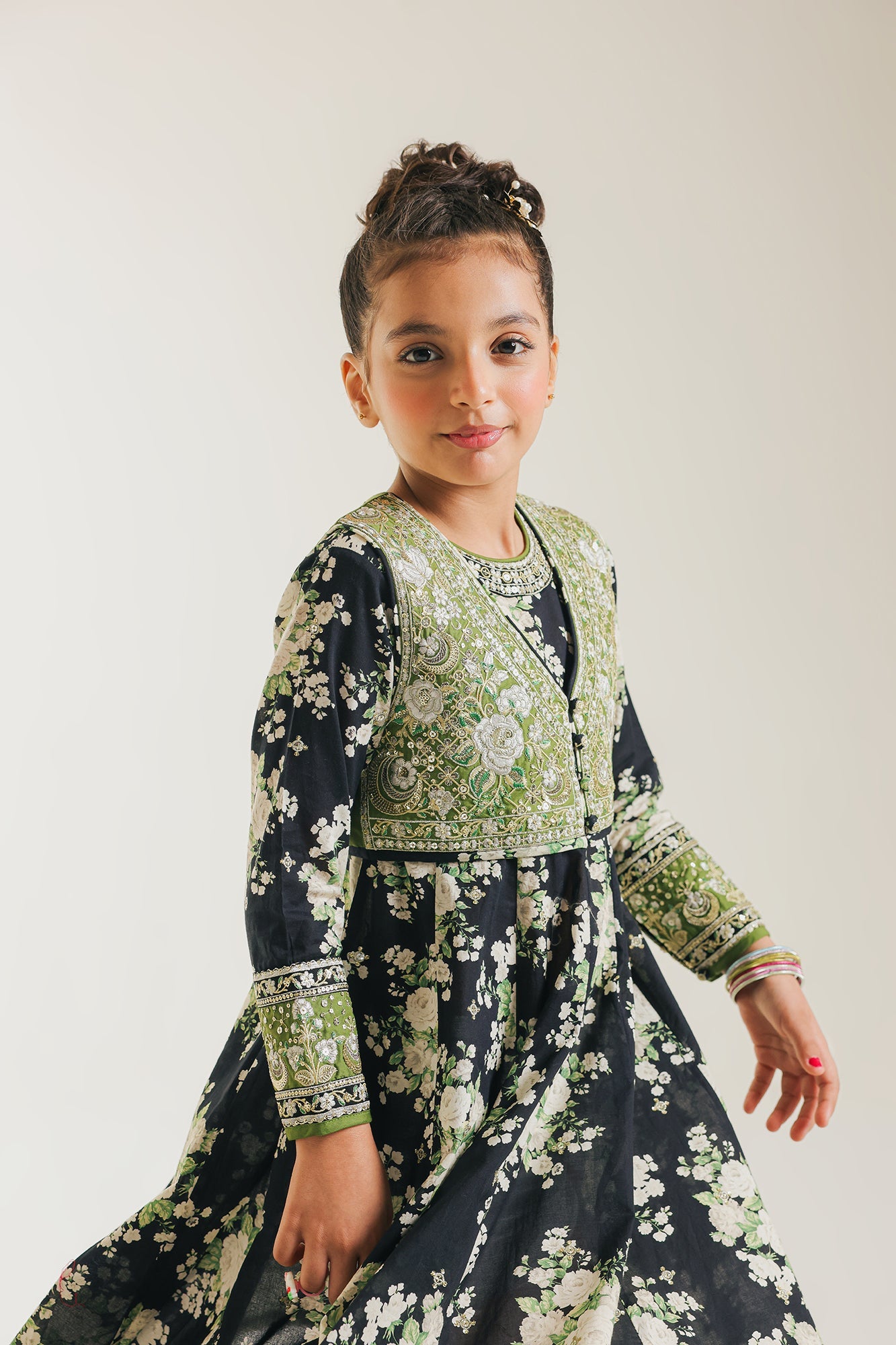 EMBROIDERED DRESS (E0730/404/902)