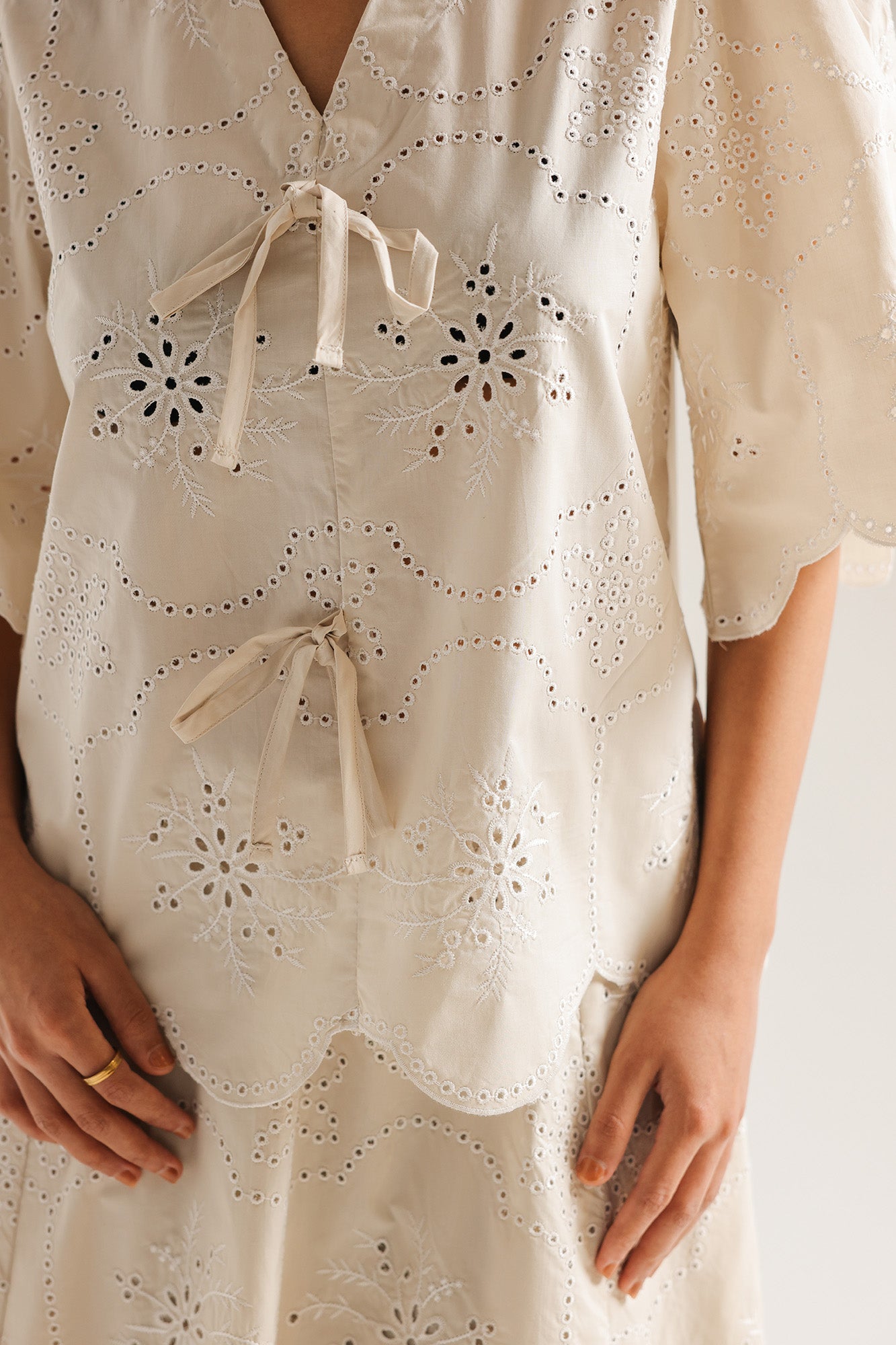 EMBROIDERED SUIT (E0760/106/006)