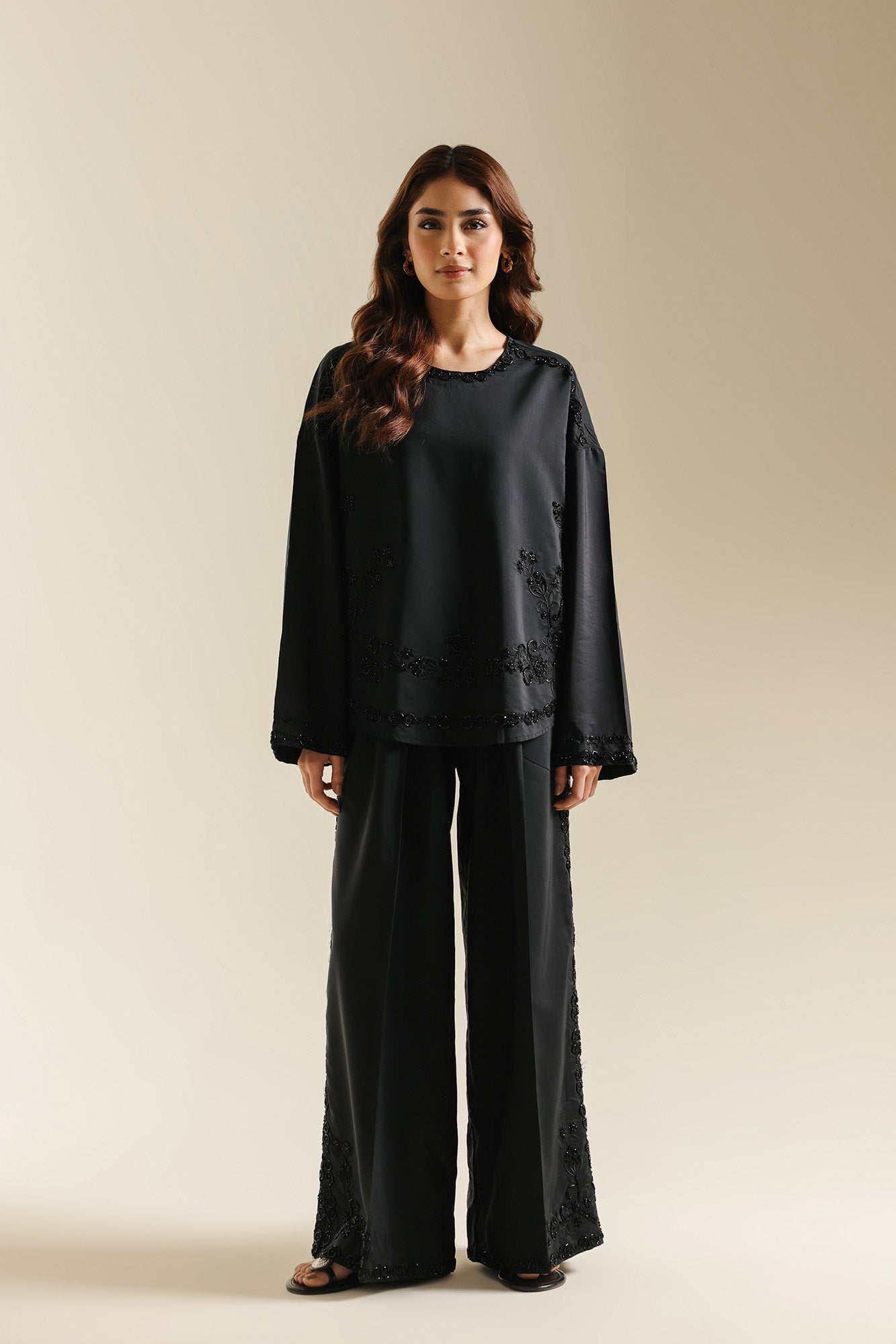 EMBROIDERED SUIT (E0763/119/901)