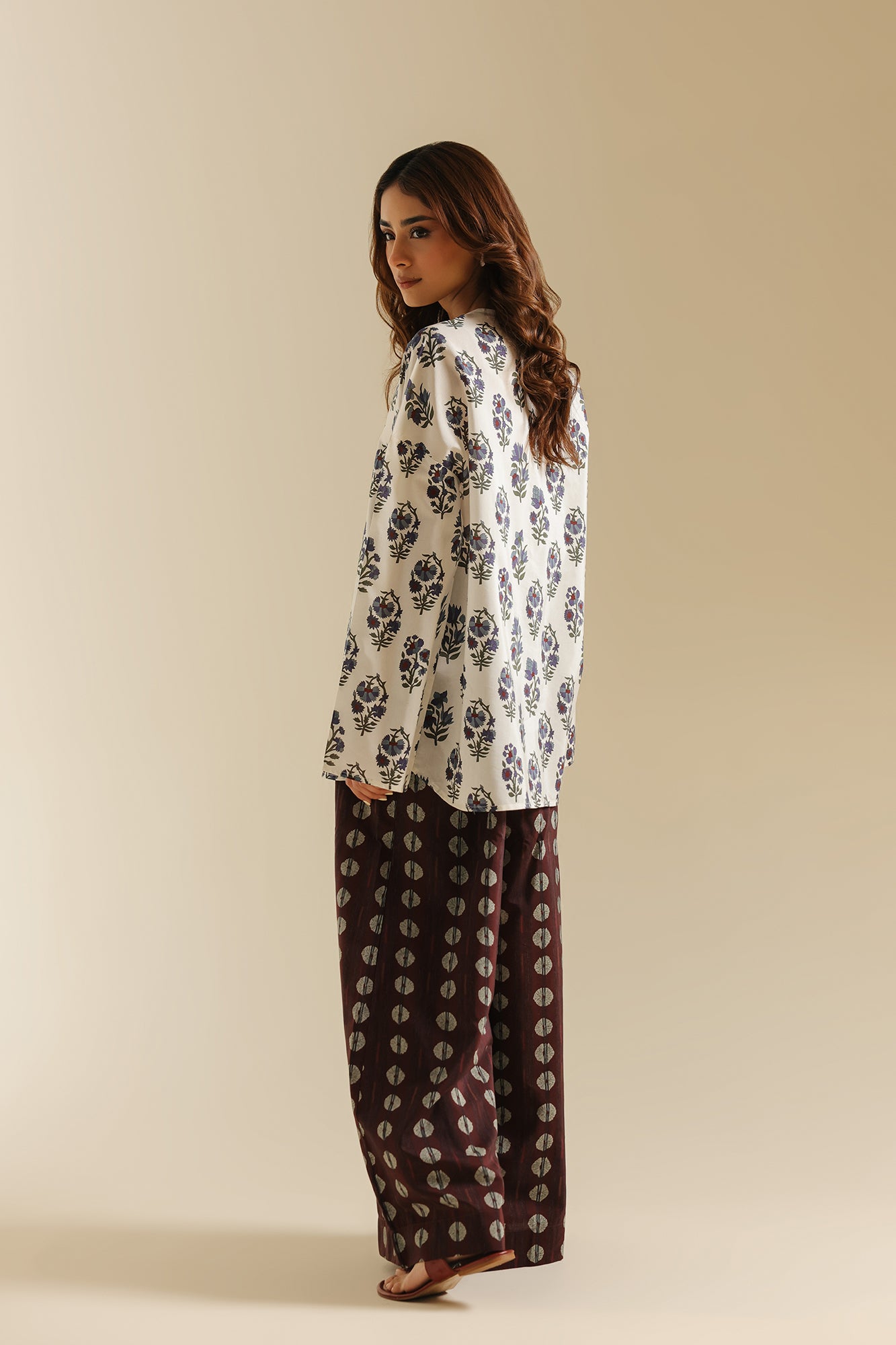 EMBROIDERED SUIT (E0767/119/006)