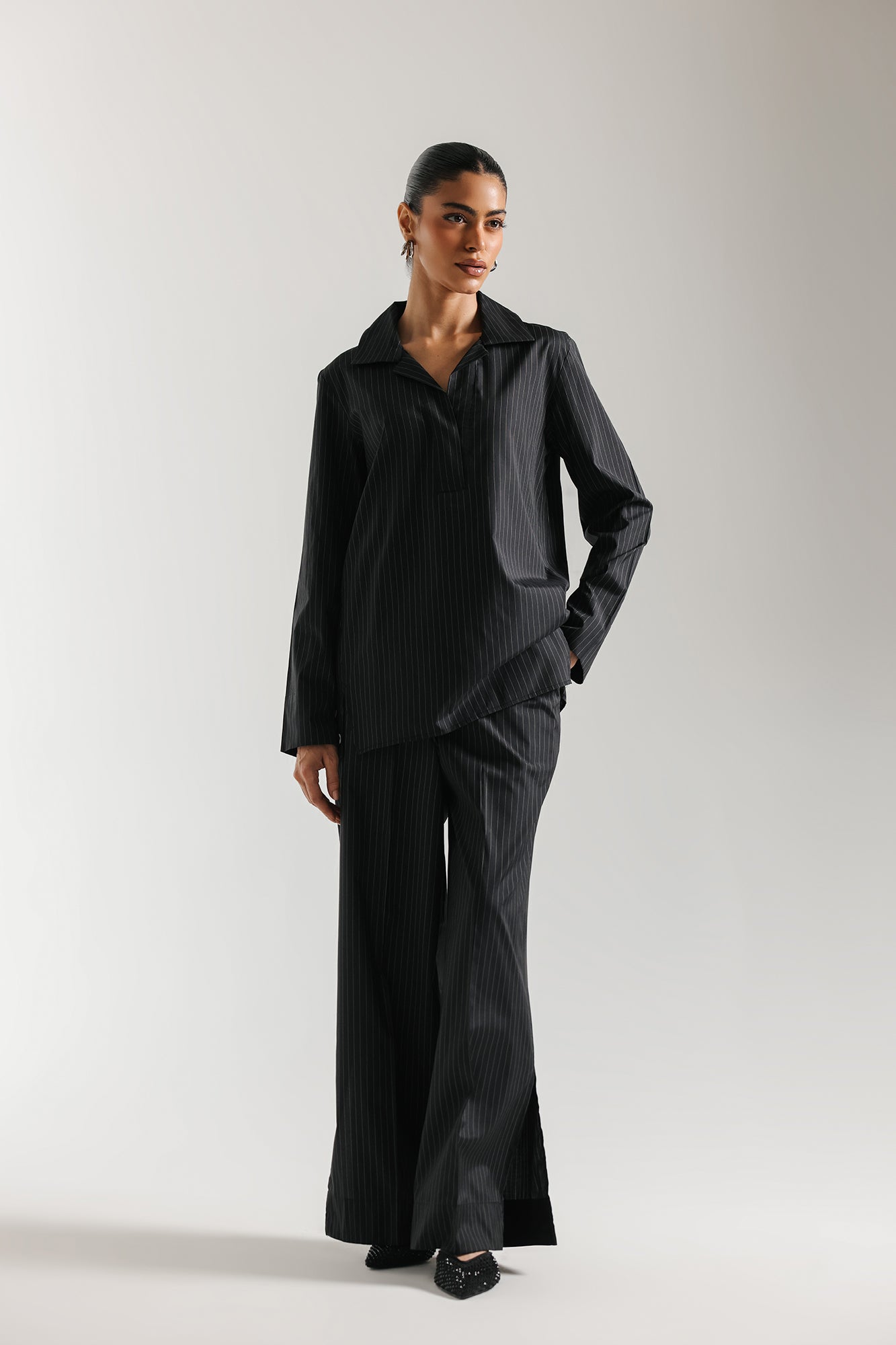 STRIPED SUIT (E0770/116/902)