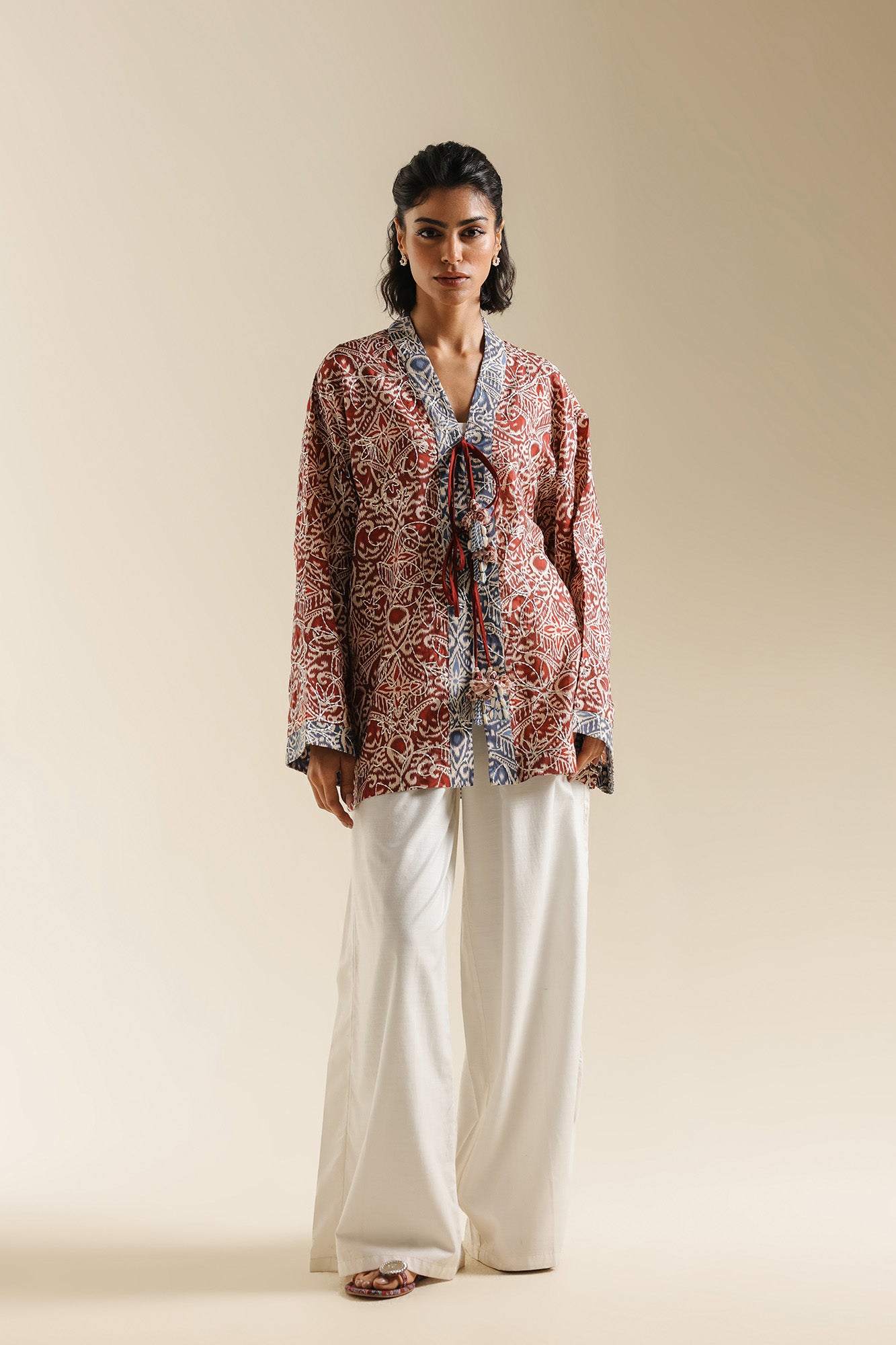 EMBROIDERED TOP (E0780/119/306)