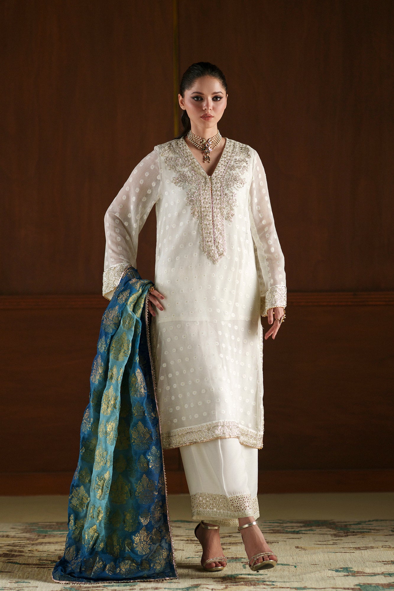 EMBROIDERED SUIT (E0785/104/001)
