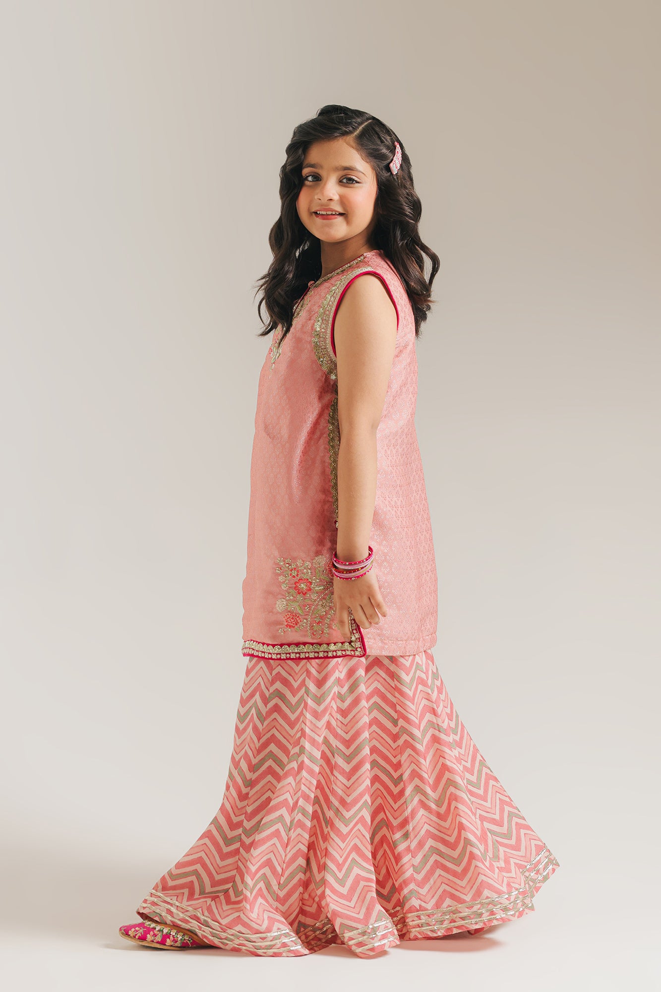 EMBROIDERED SUIT (E0808/404/329)