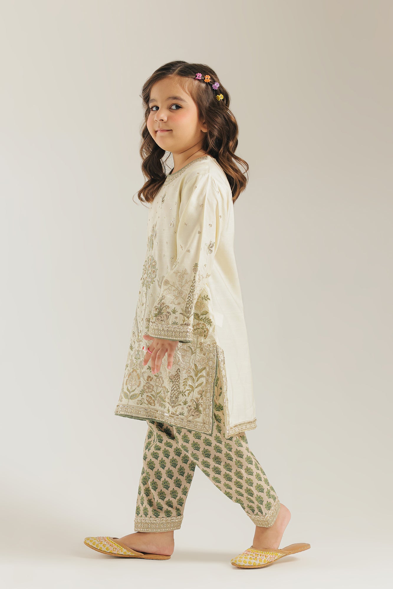 EMBROIDERED SUIT (E0809/404/115)