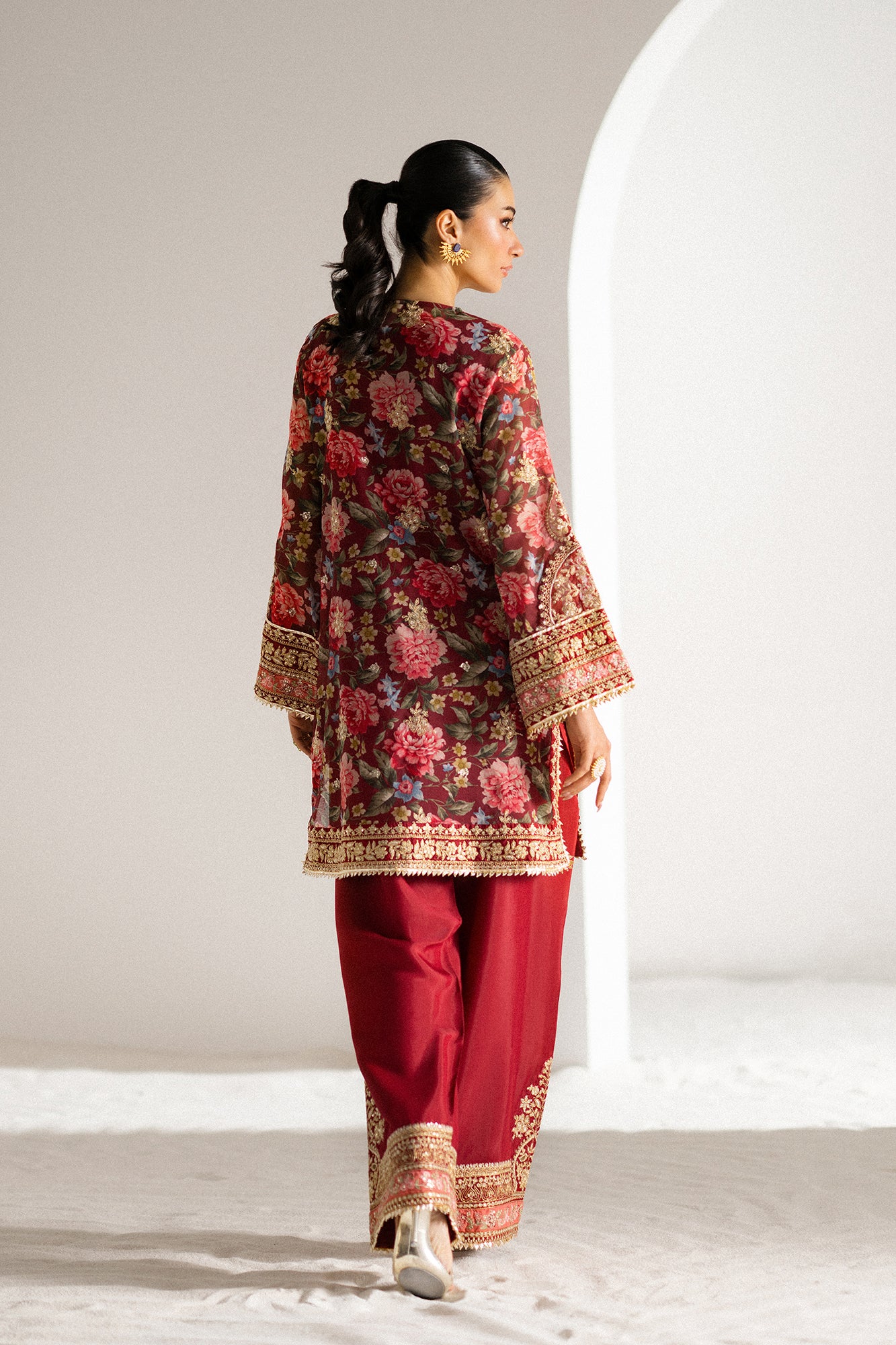 EMBROIDERED SUIT (E104/416/0815)