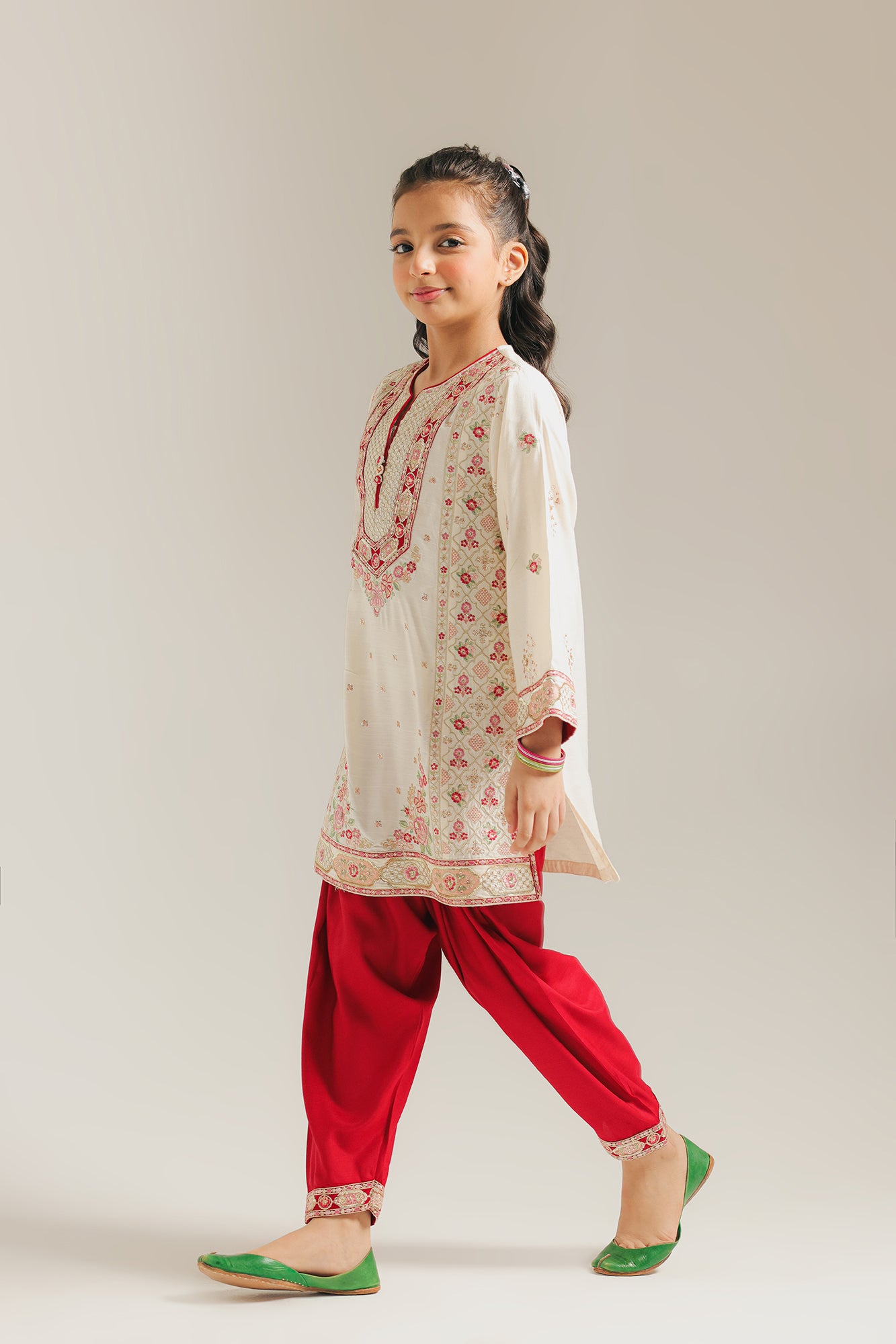 EMBROIDERED SUIT (E0815/404/002)