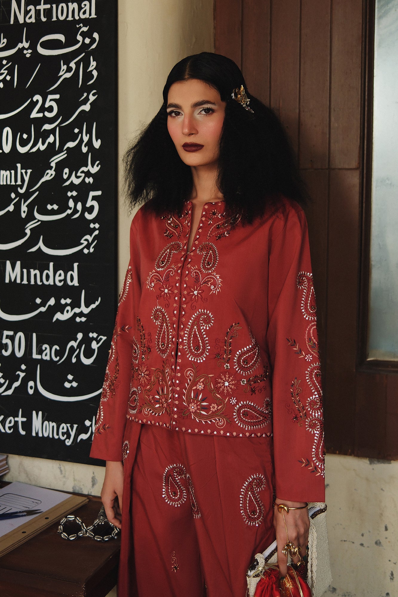 EMBROIDERED SUIT (E0827/119/209)