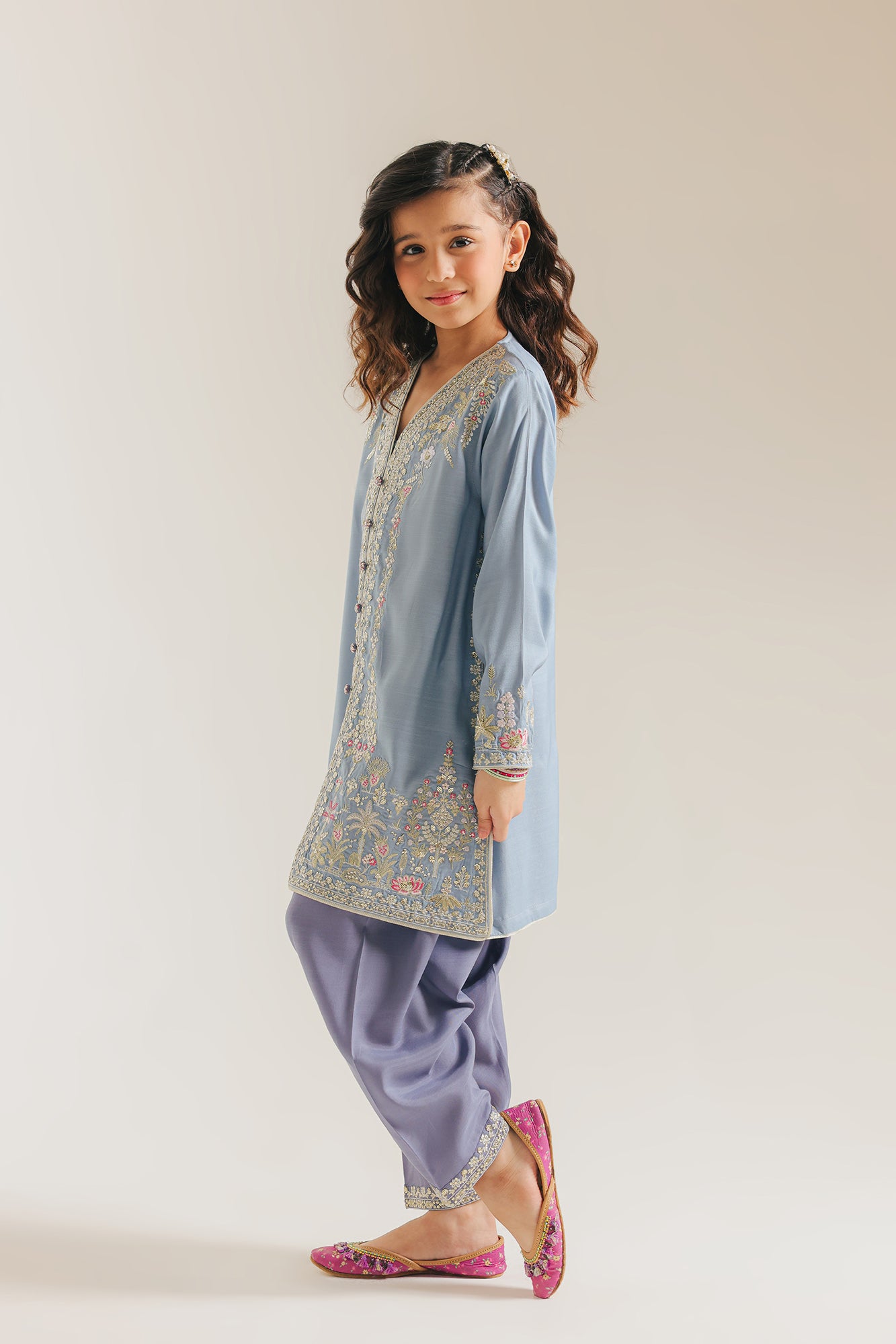 EMBROIDERED SUIT (E0834/404/632)