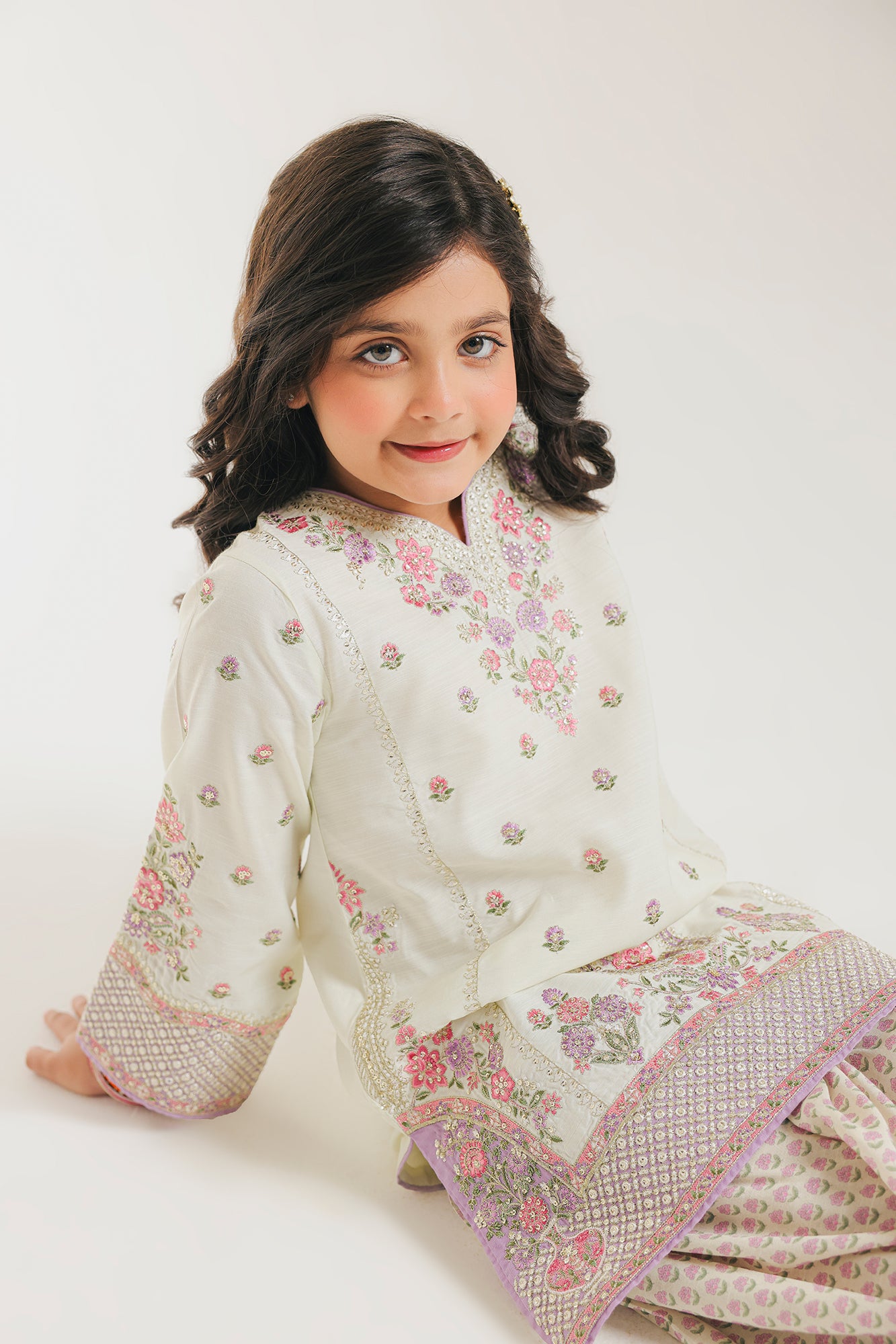 EMBROIDERED SUIT (E0842/404/003)