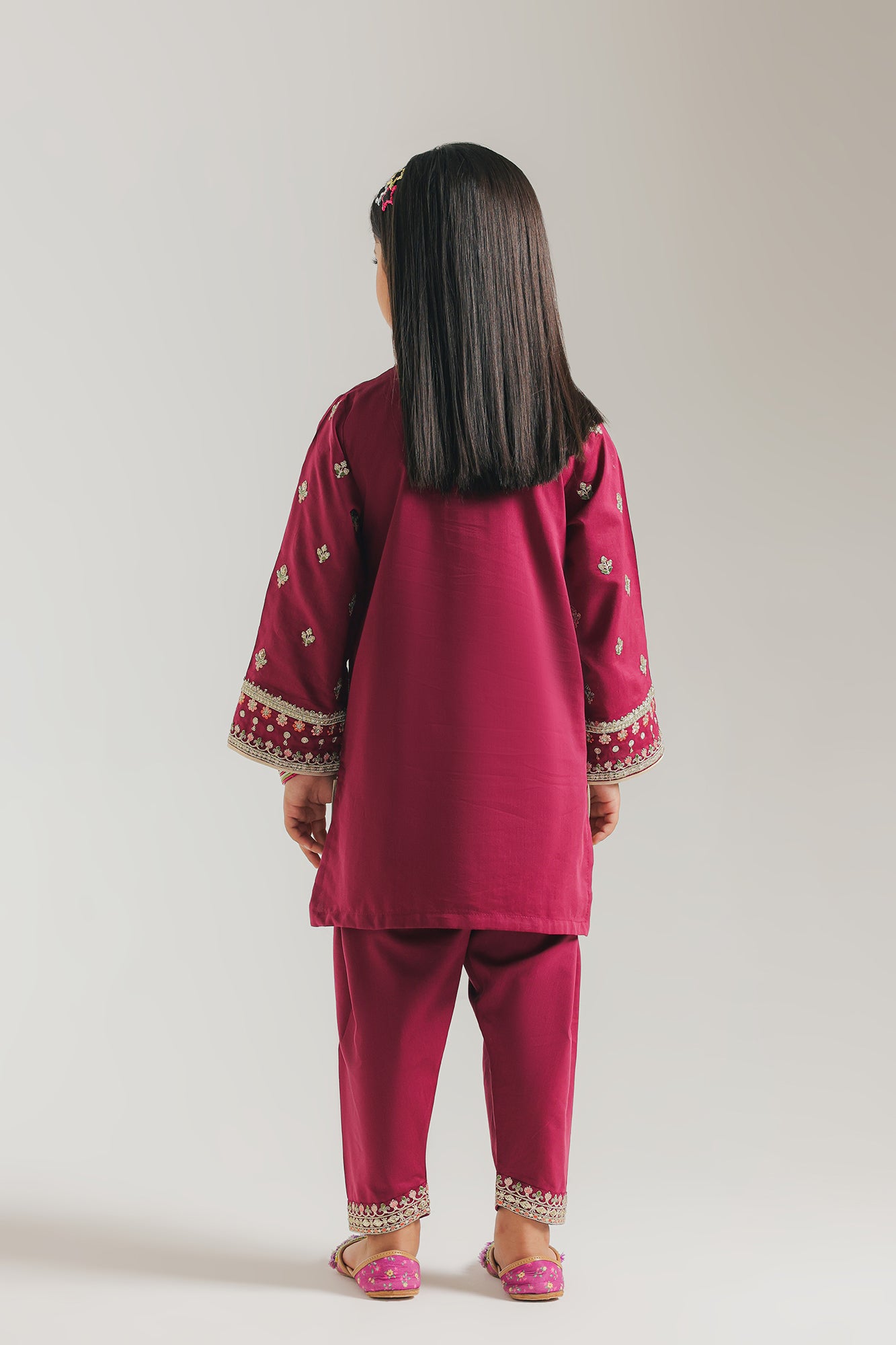 EMBROIDERED SUIT (E0904/404/517)