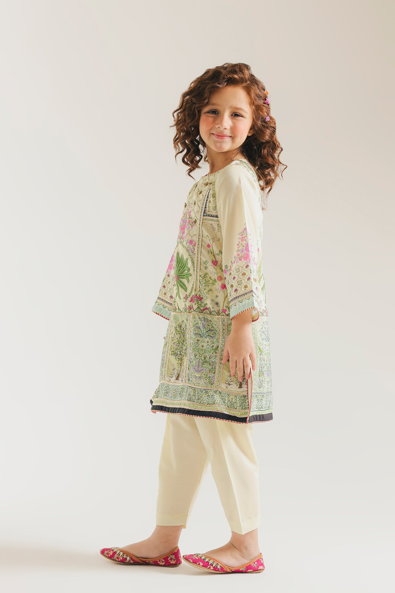 EMBROIDERED SUIT (E0914/404/115)