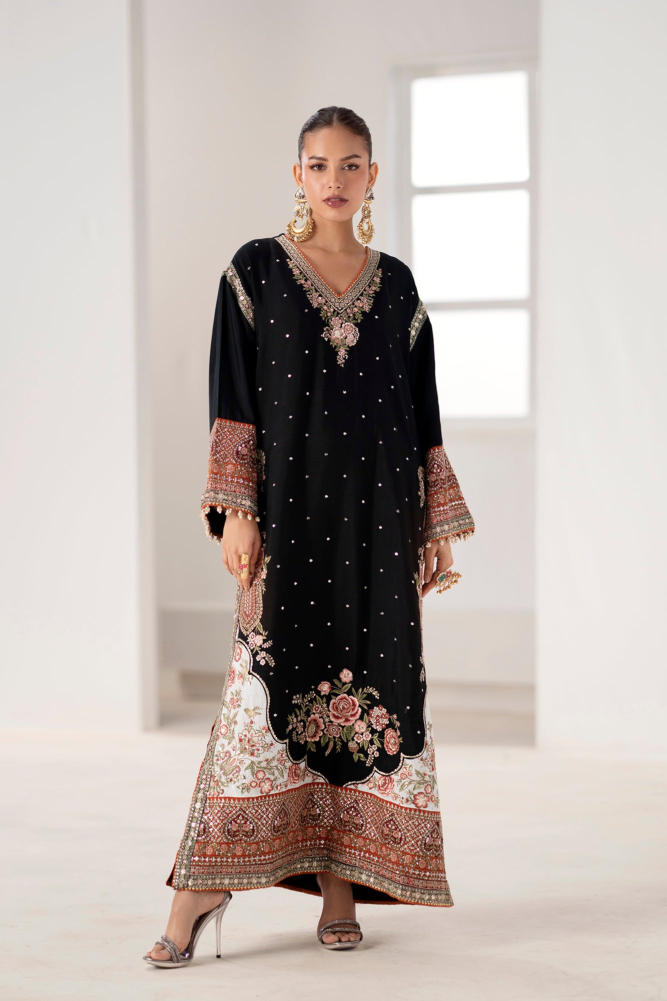 EMBROIDERED SHIRT (E0923/104/901)