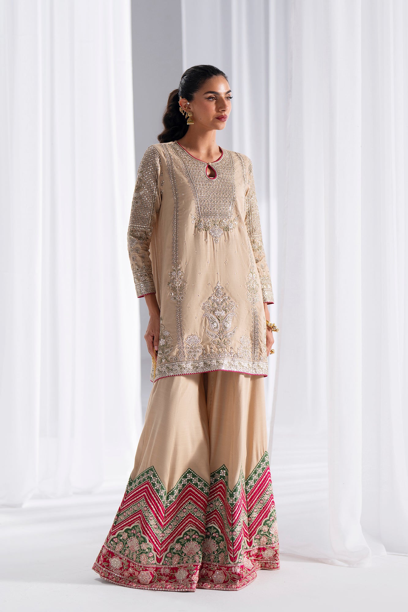 EMBROIDERED SUIT (E0933/104/113)