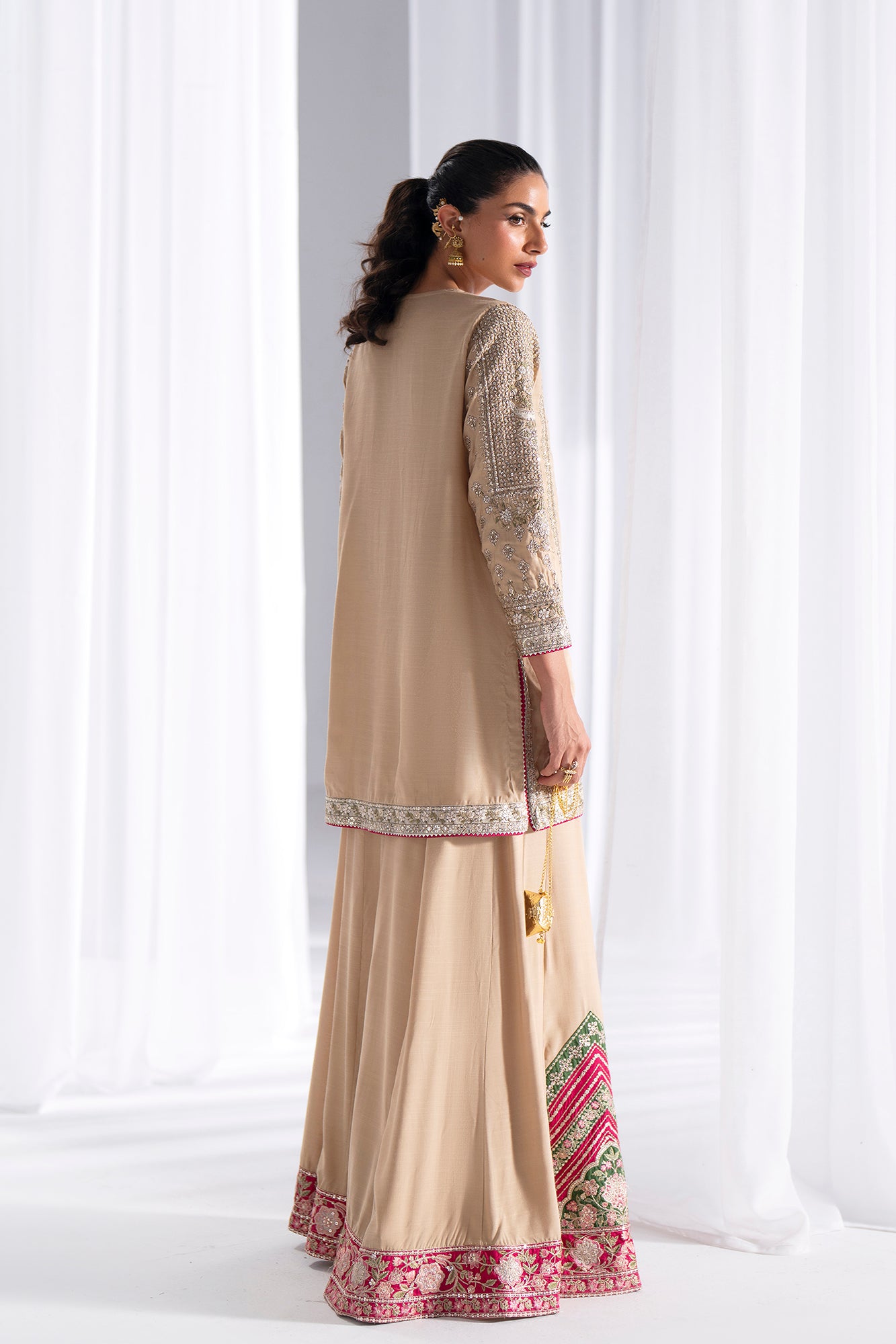 EMBROIDERED SUIT (E0933/104/113)