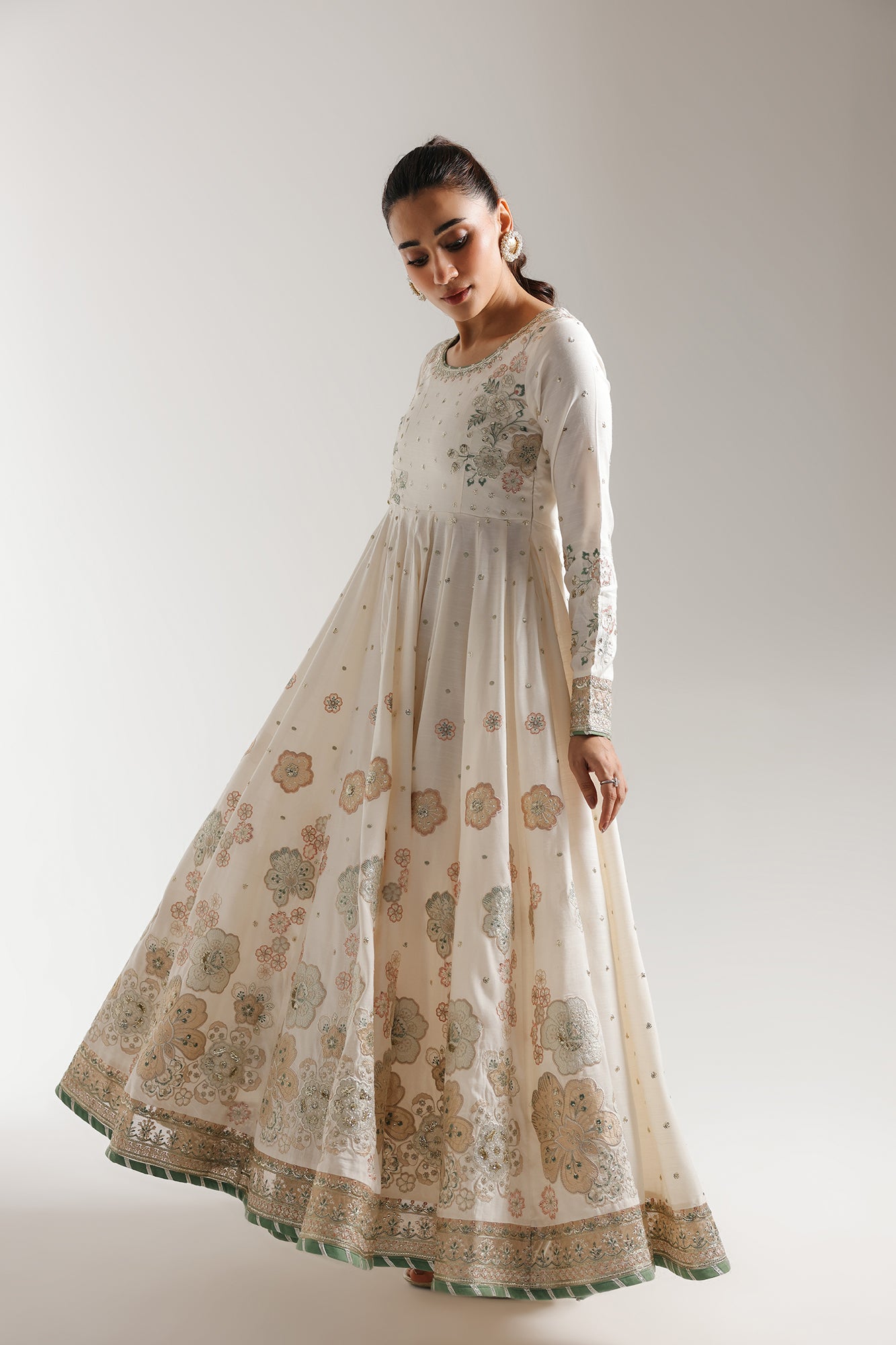 EMBROIDERED PISHWAS (E0956/104/003)