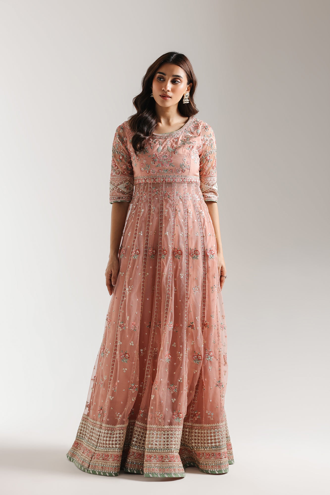 EMBROIDERED SUIT (E0958/104/314)