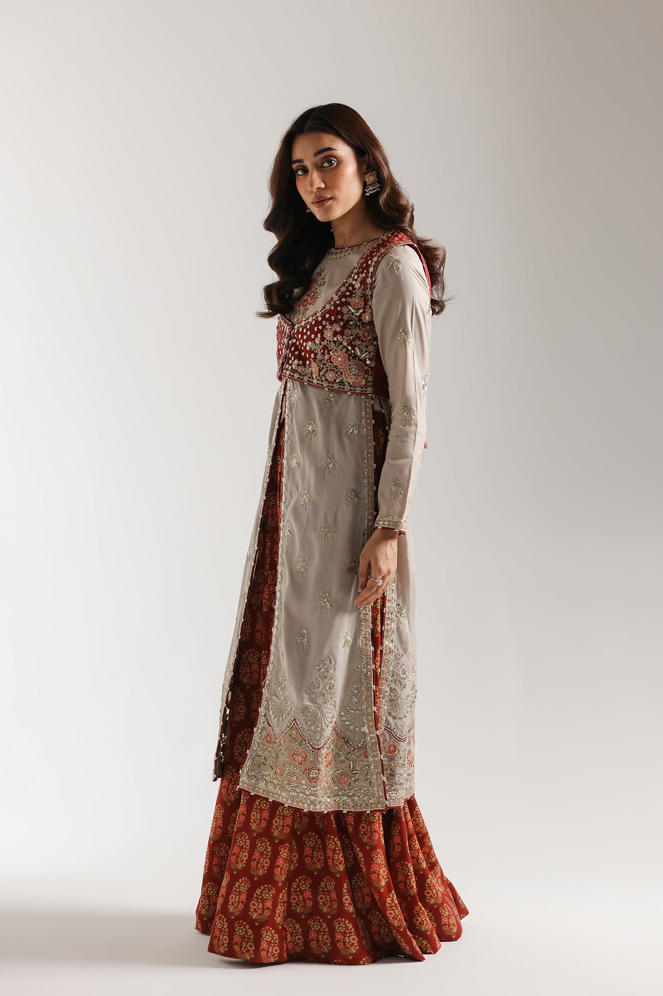 EMBROIDERED SUIT (E0959/104/003)