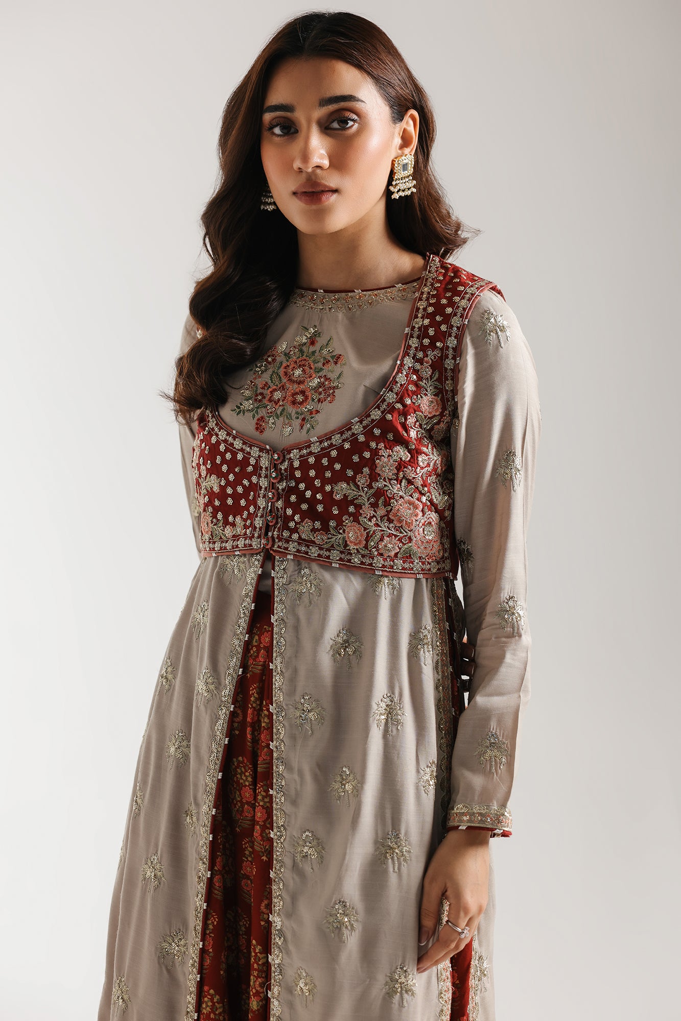 EMBROIDERED SUIT (E0959/104/003)