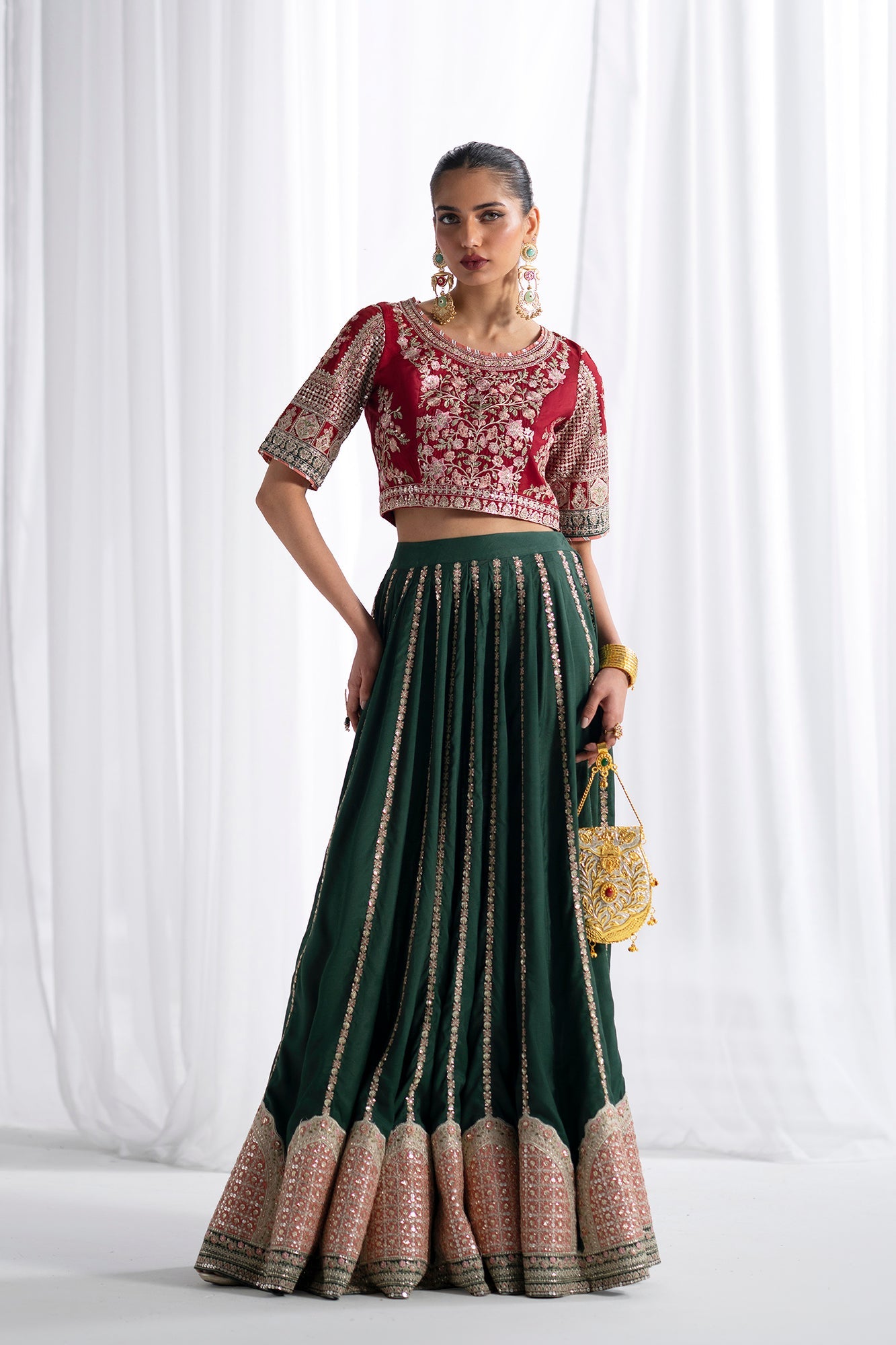 EMBROIDERED SUIT (E0968/104/415)