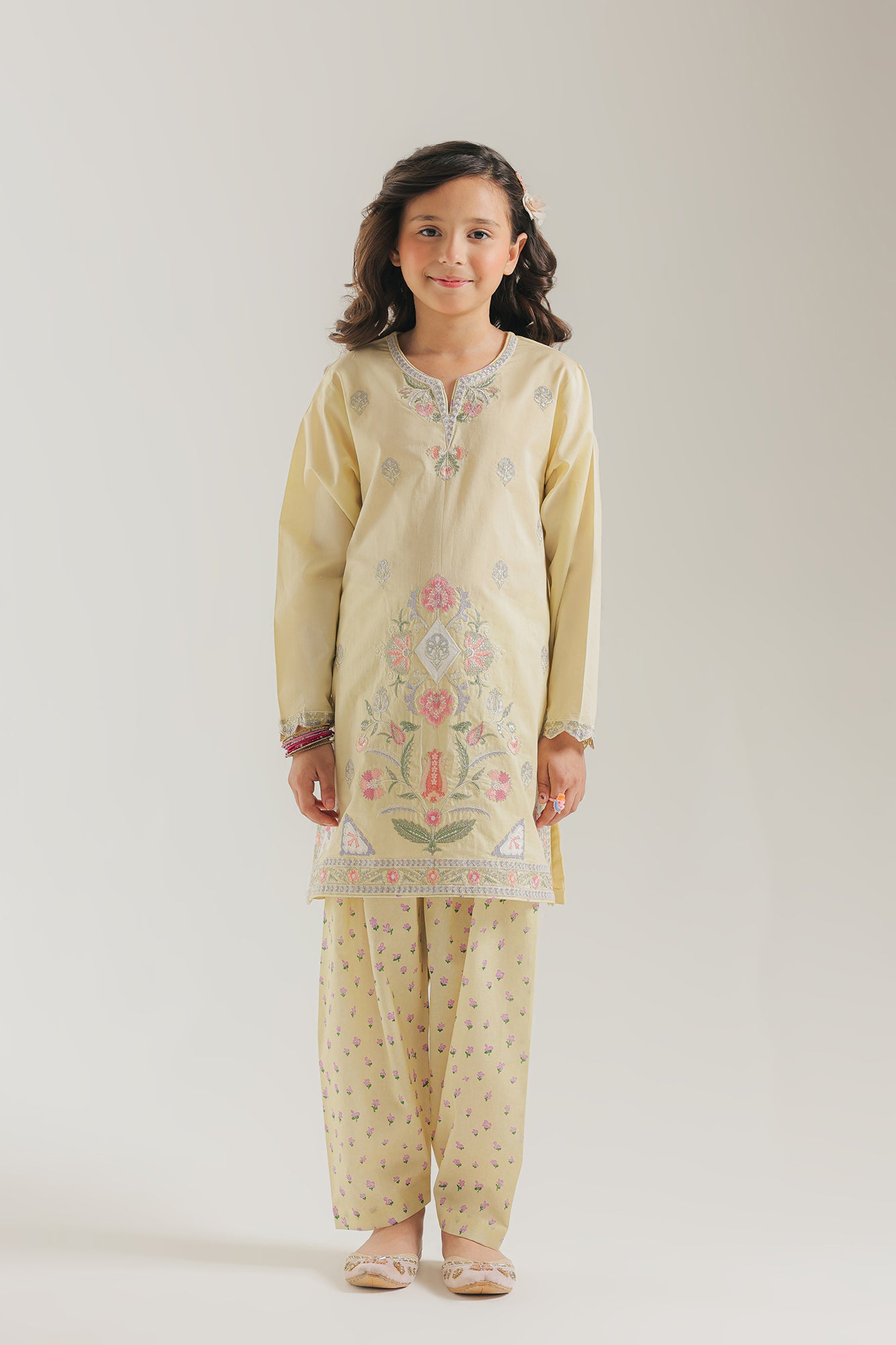 EMBROIDERED SUIT (E0972/404/227)