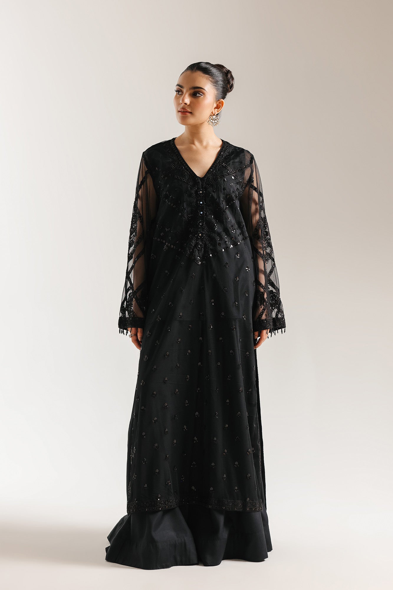 EMBROIDERED SUIT (E0973/104/901)