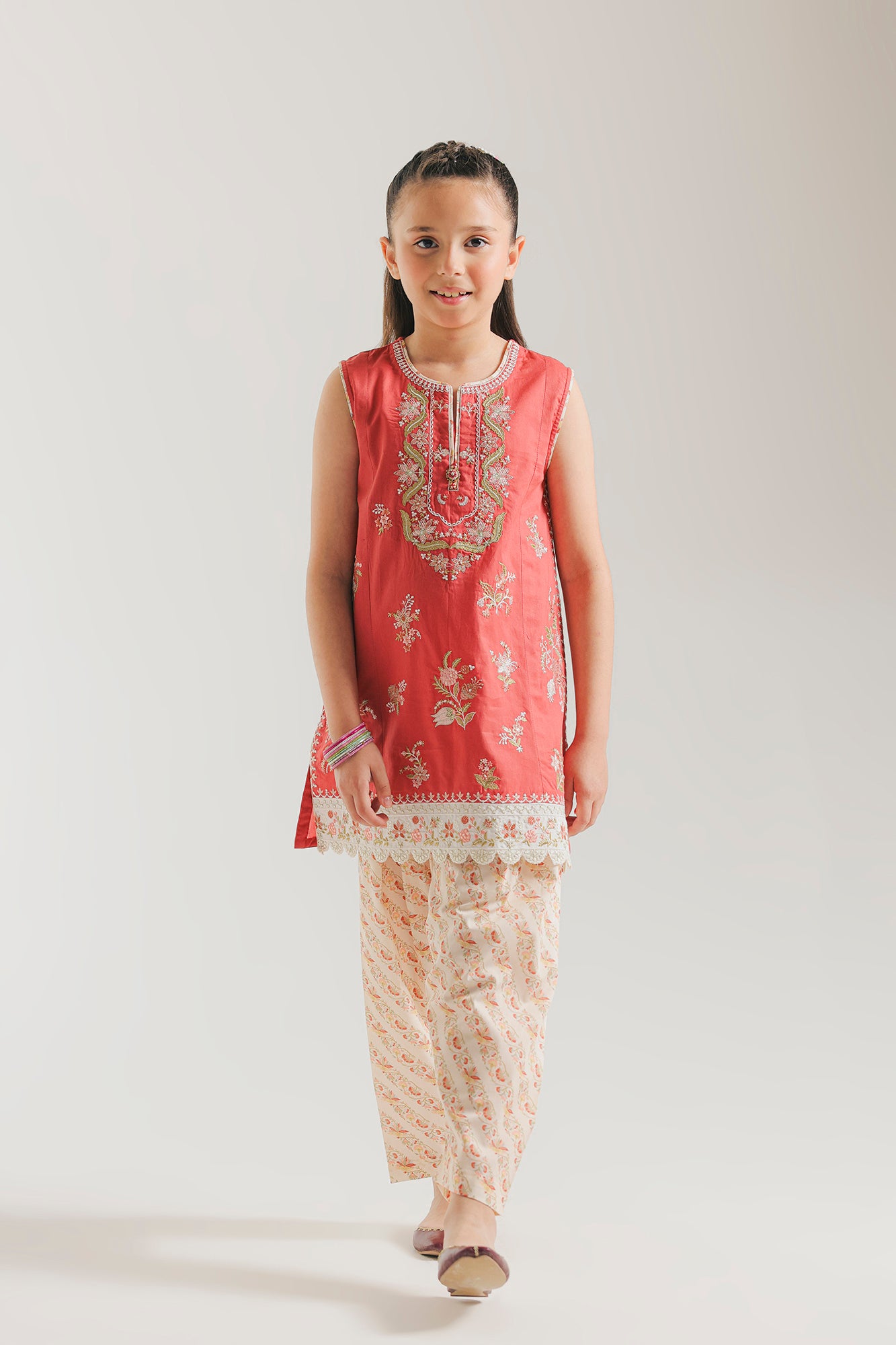 EMBROIDERED SUIT (E0990/304/311)