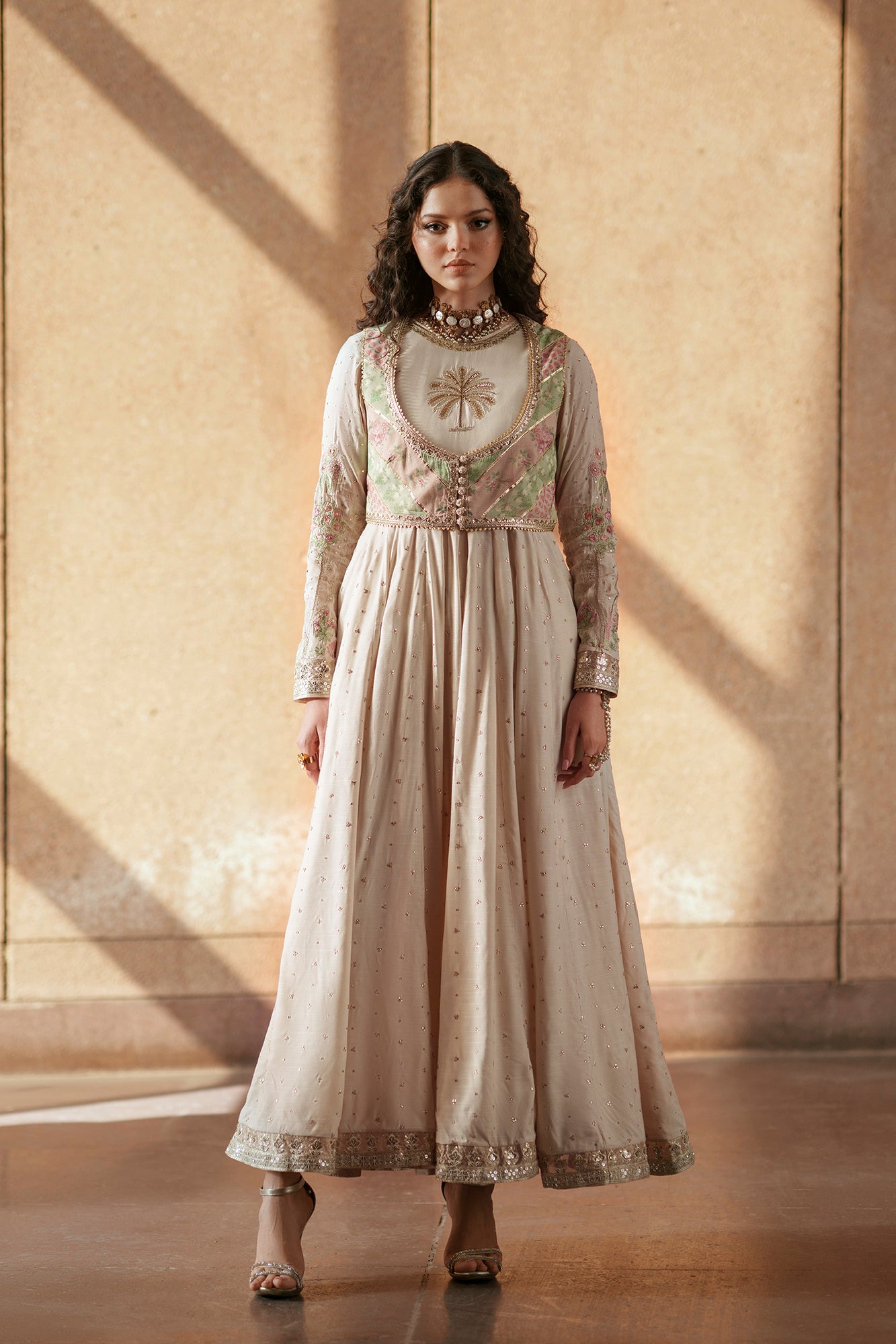 EMBROIDERED DRESS (E1006/104/002)