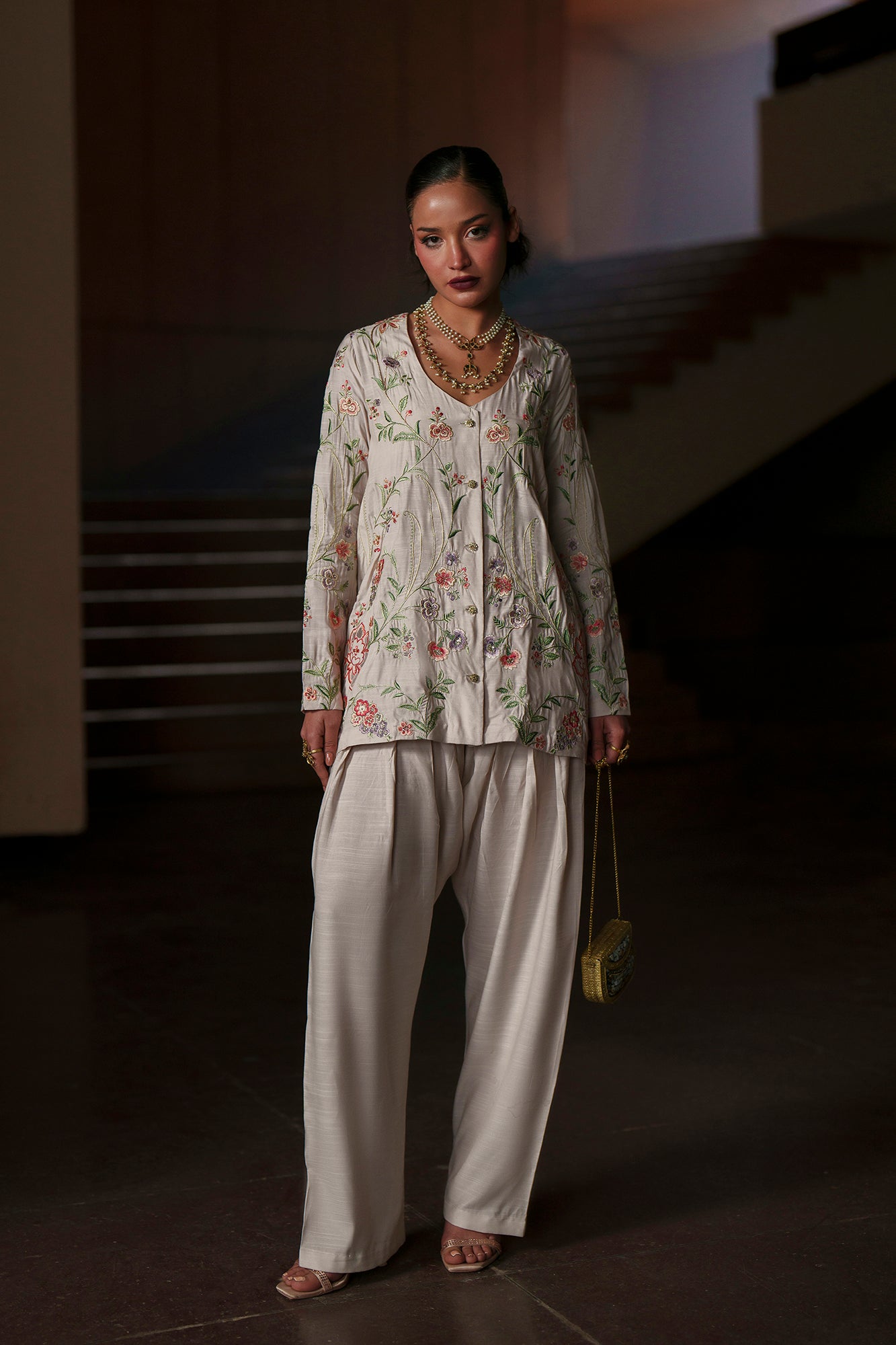 EMBROIDERED SUIT (E1016/104/004)