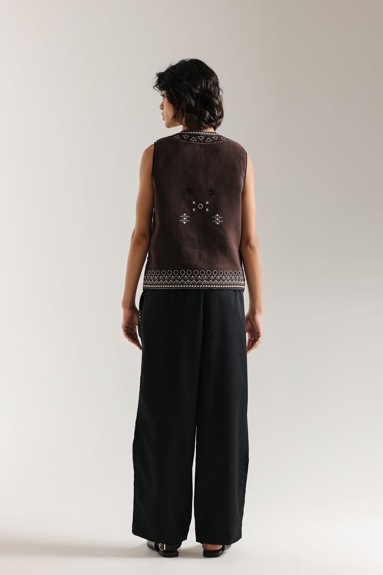EMBROIDERED TROUSER (E1025/101/902)