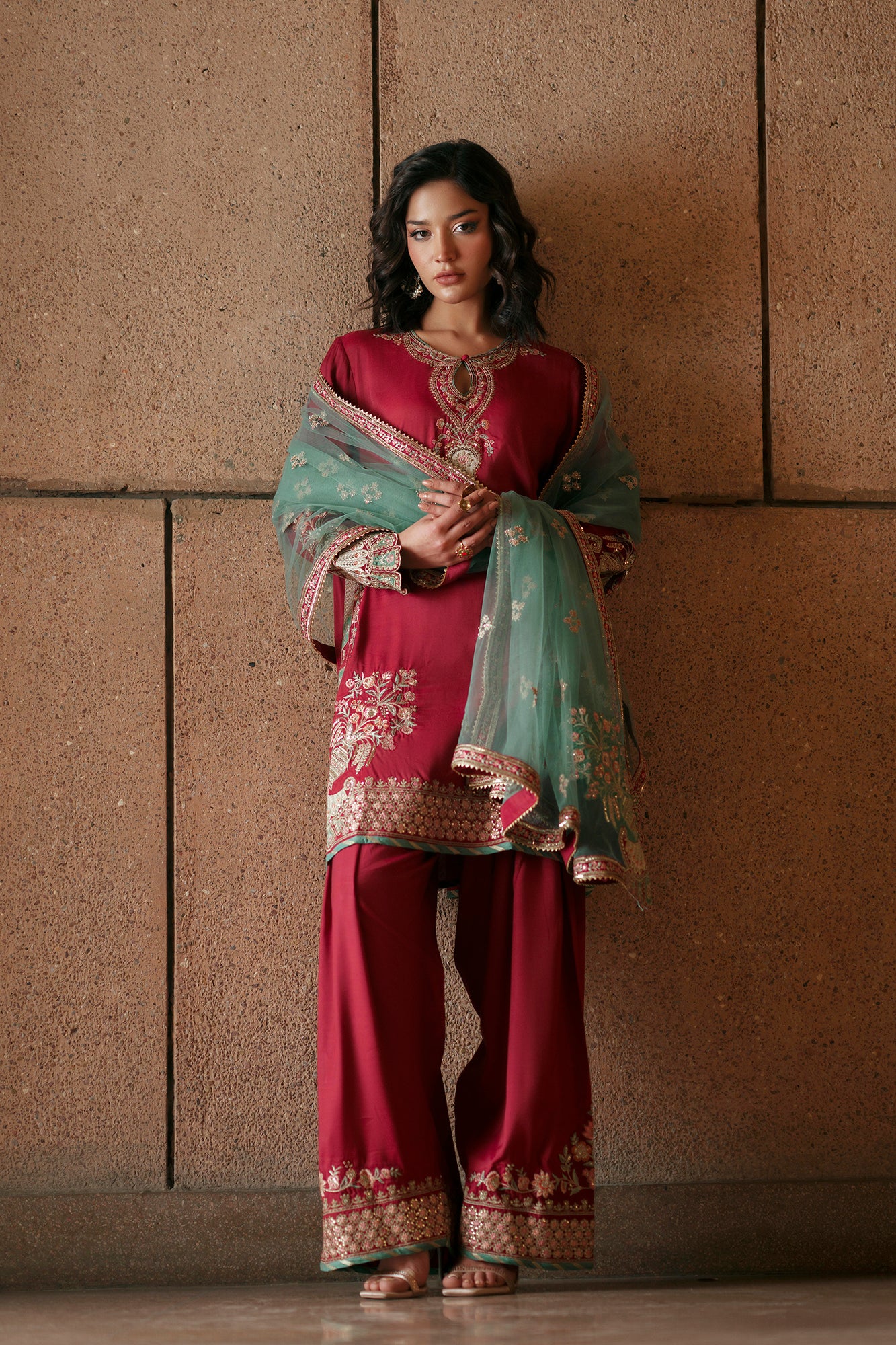 EMBROIDERED SUIT (E1030/104/416)