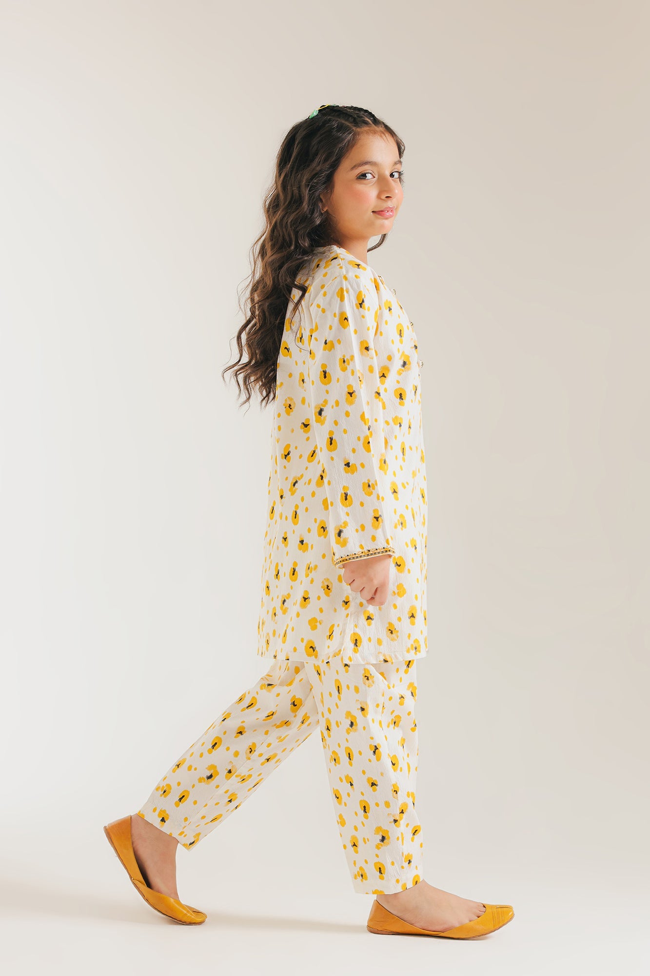 EMBROIDERED SUIT (E1030/402/002)